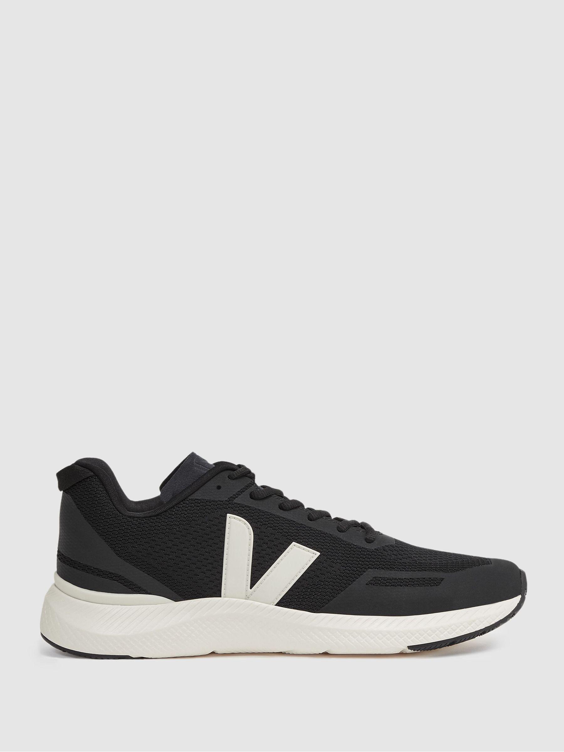 Veja Lightweight Trainers in Cream/Black Product Image