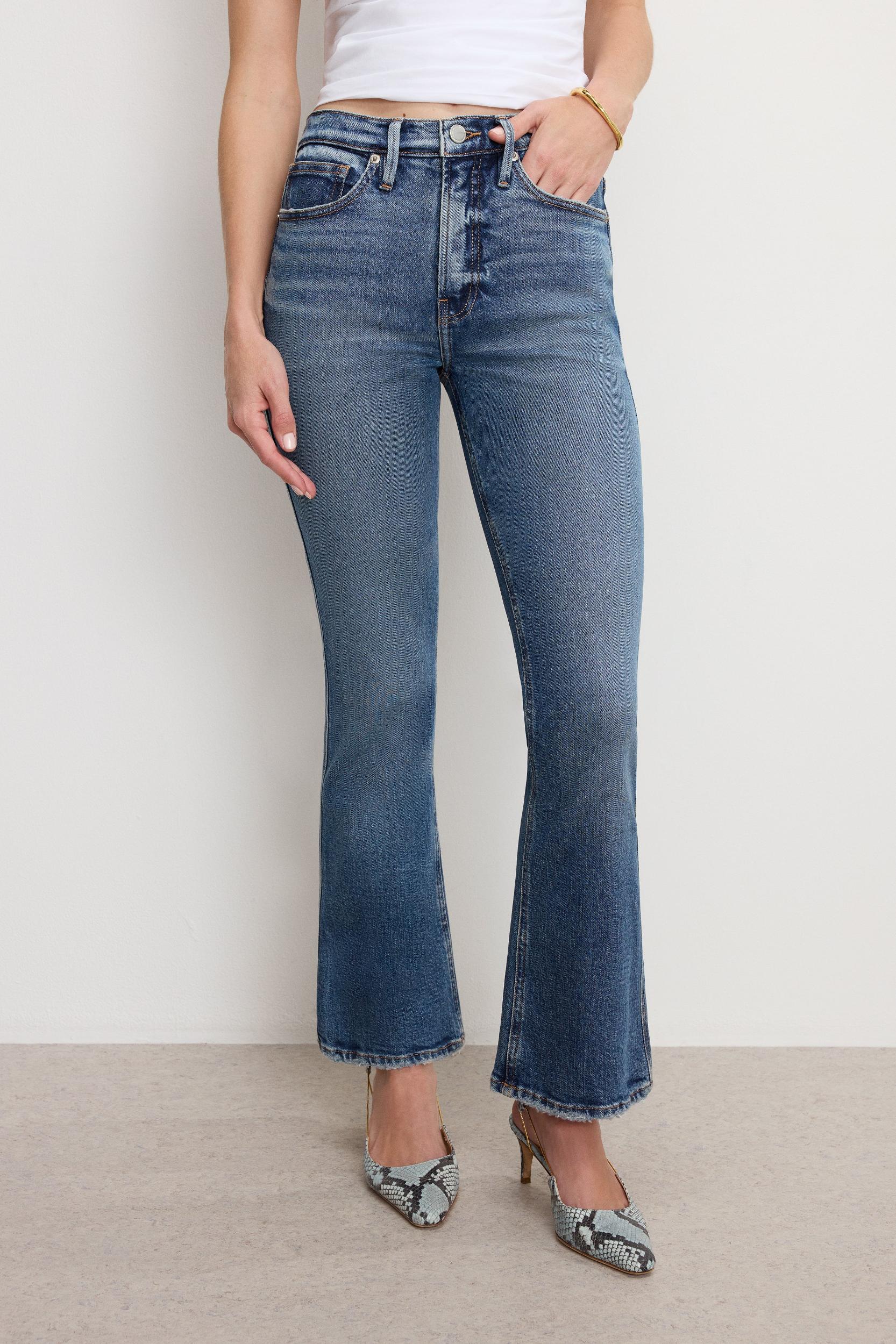 GOOD KICK FLARE JEANS | INDIGO1014 Product Image