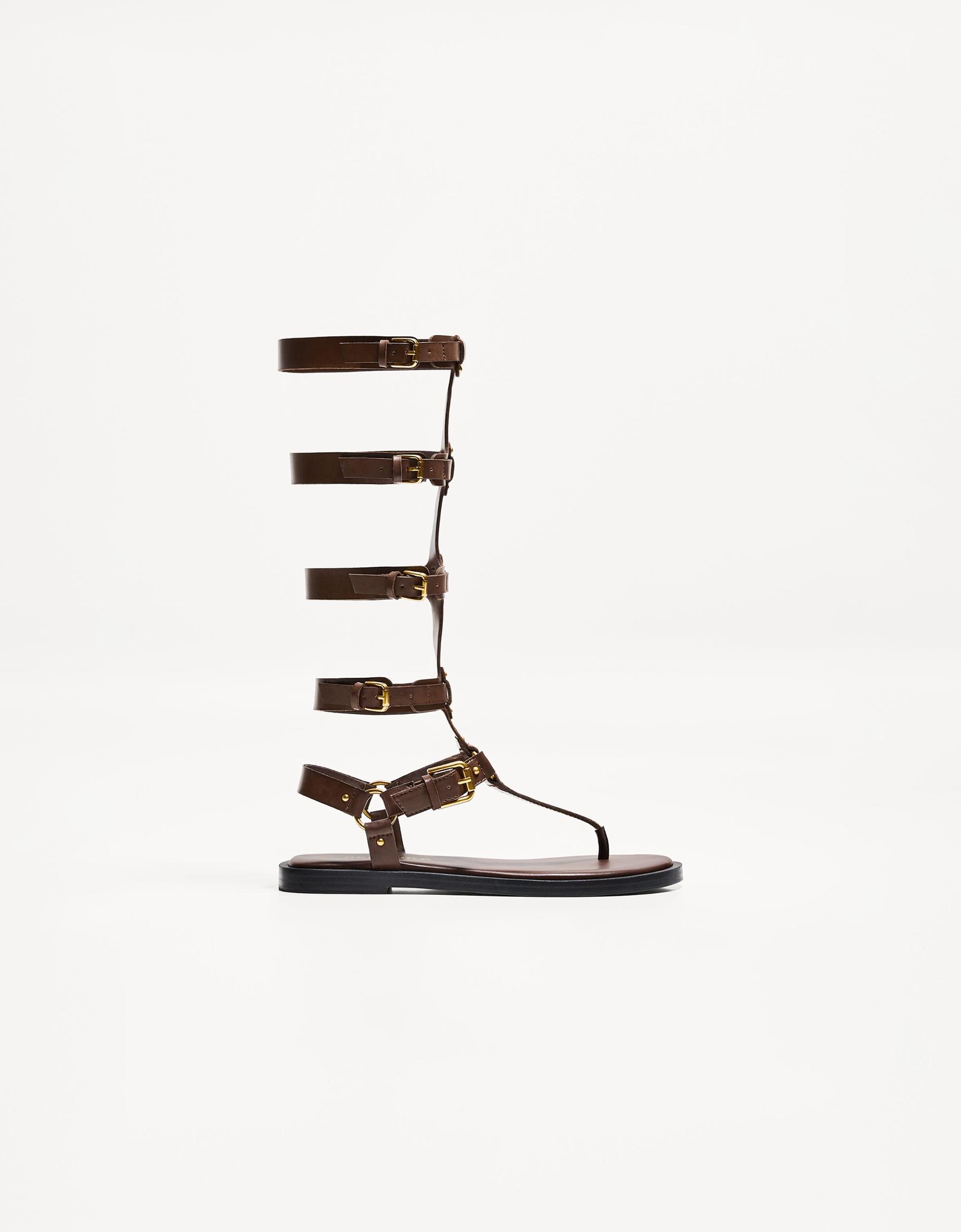 Flat knee-high sandals Product Image