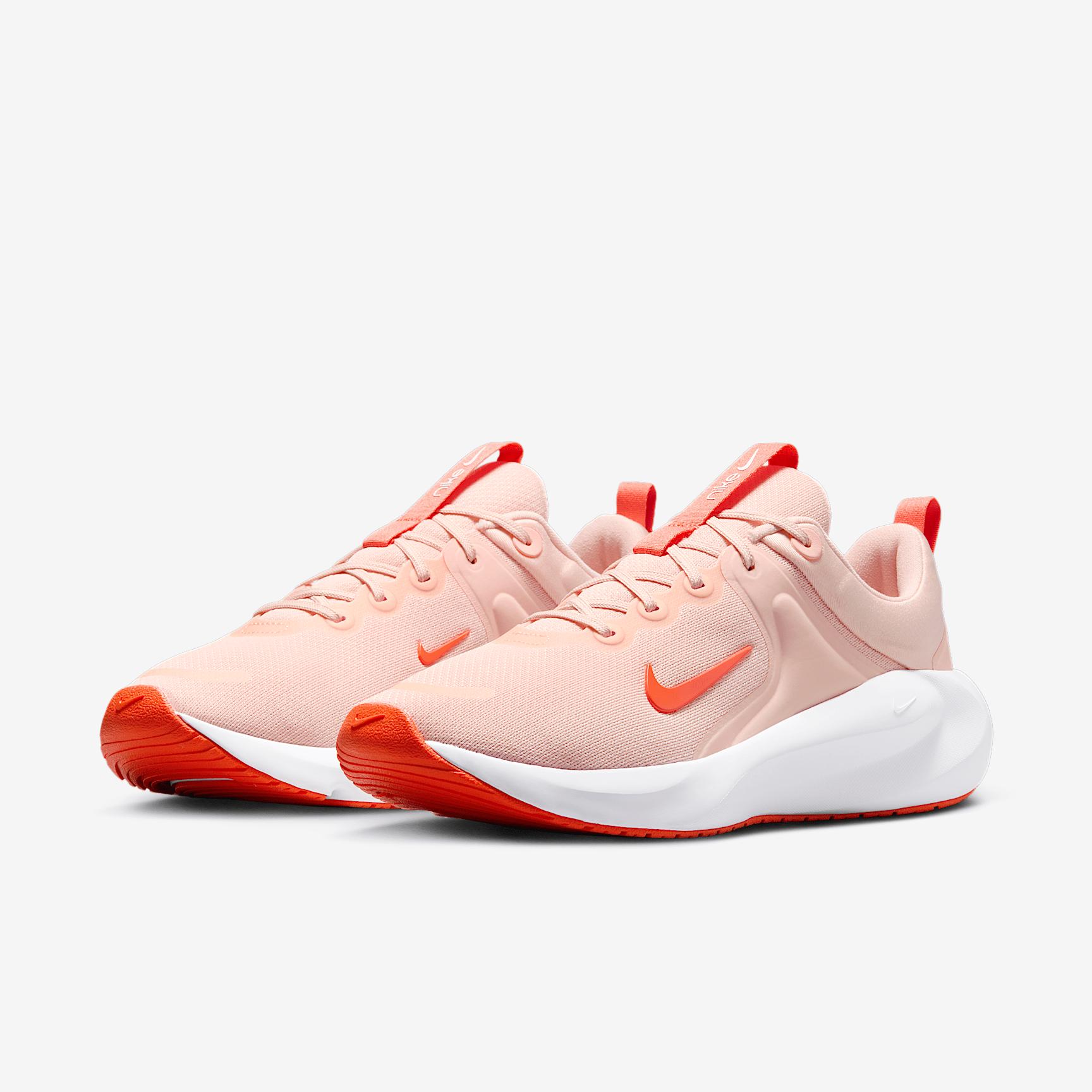 Nike In-Season TR 14 Women's Workout Shoes Product Image