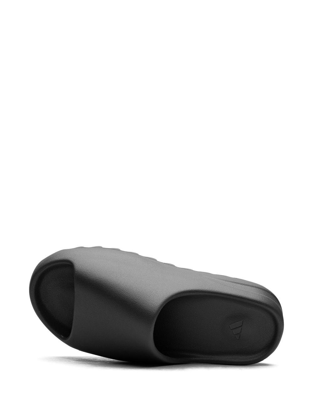 YEEZY "Granite" slides Product Image