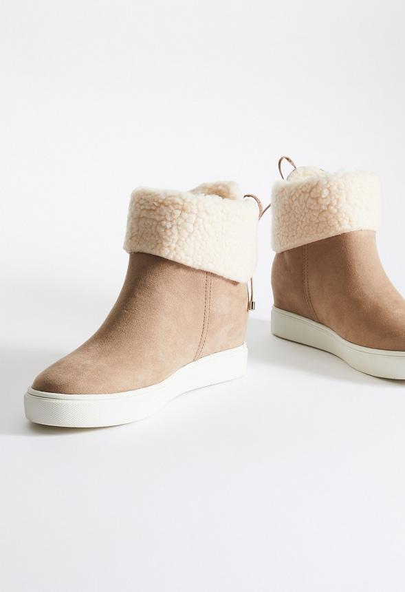 JustFab Margaux Platform Loafer Pump Womens Black/ White Size 8.5 Product Image