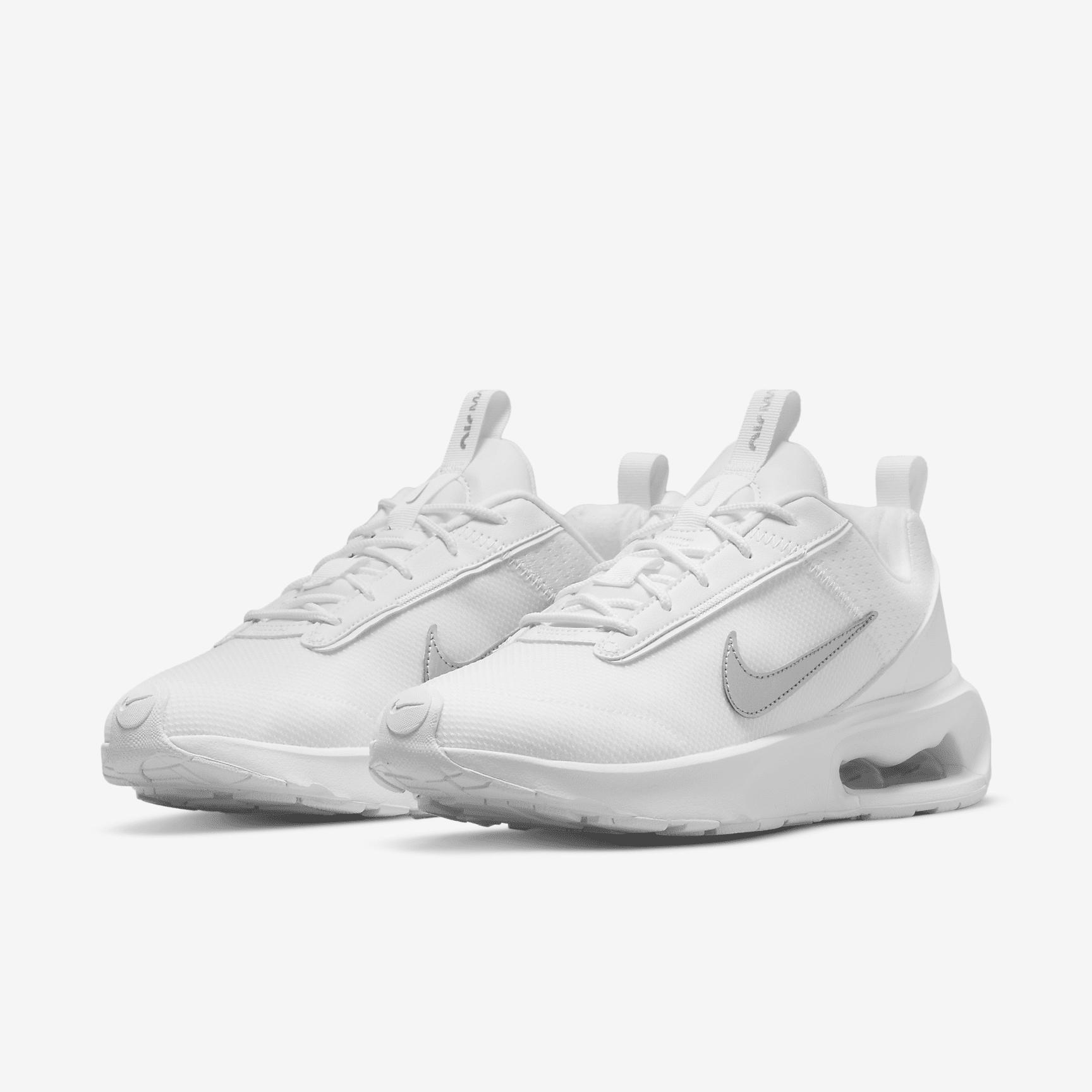 Nike Air Max INTRLK Lite Women's Shoes Product Image
