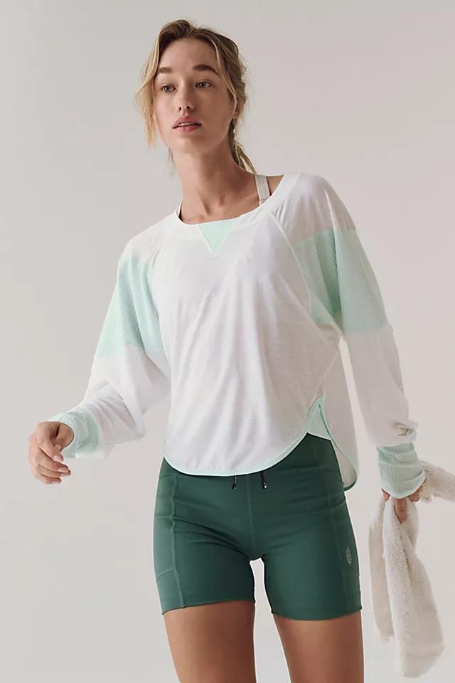 Spotlight Long Sleeve Layer Product Image