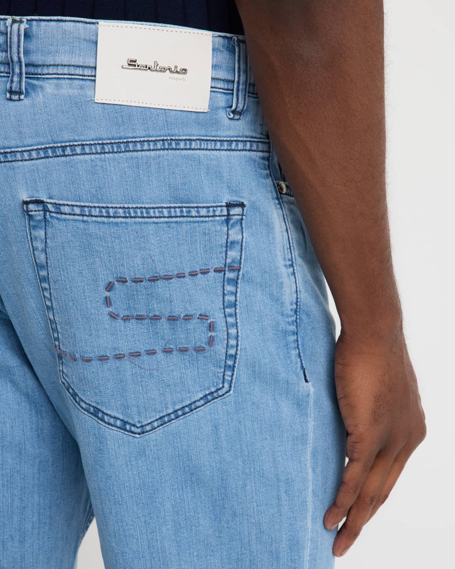 Men's Light-Wash Denim Jeans Product Image