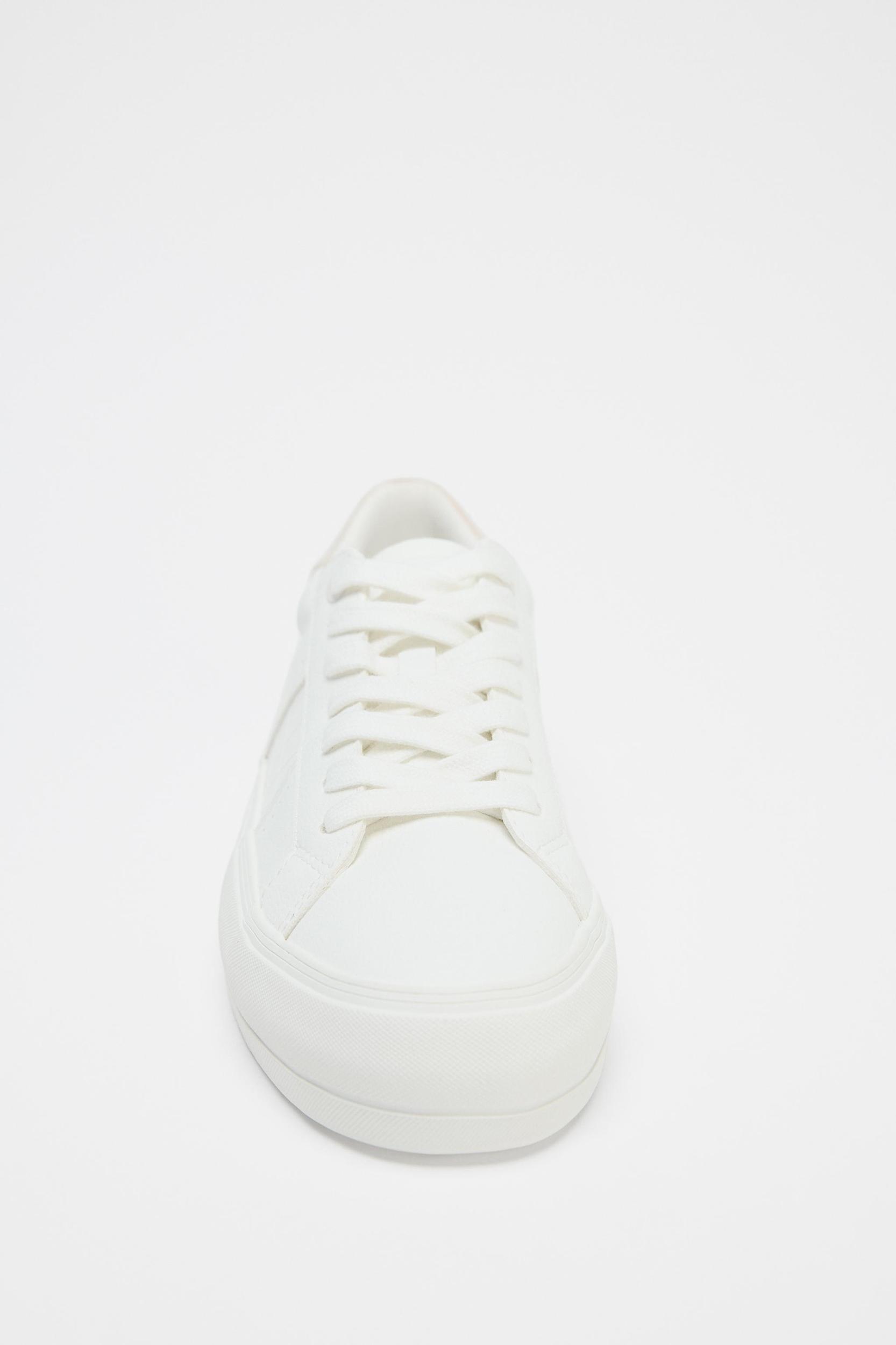 TOPSTITCHING DETAIL SNEAKERS Product Image