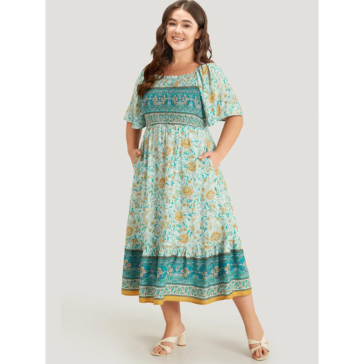 Plus Size Floral Print Shirred Square Neck Dress Turquoise Women Vacation Gathered Square Neck Short sleeve Curvy Midi Dress BloomChic 26/4X Product Image