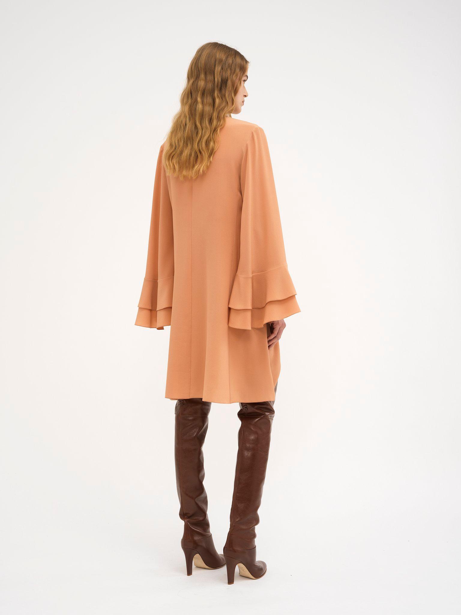 Fluid short dress in crêpe de chine Product Image