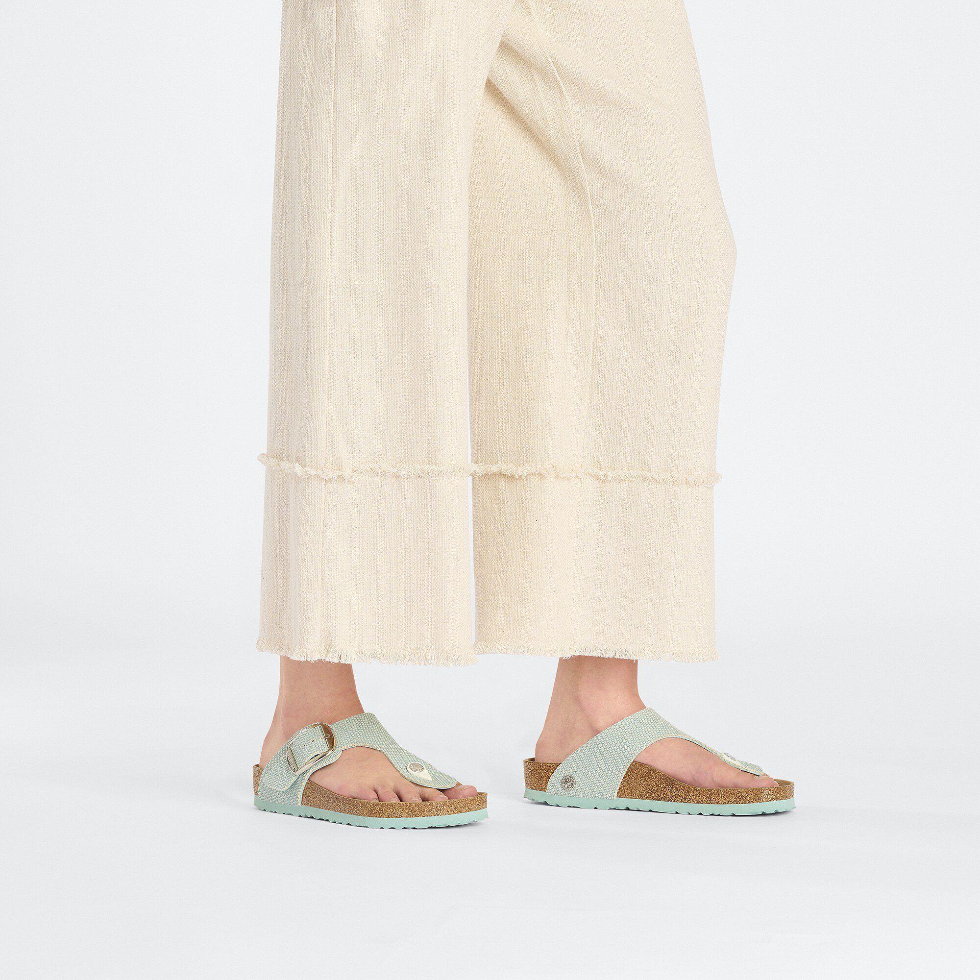 Gizeh Big Buckle Rivet Logo Textile Product Image