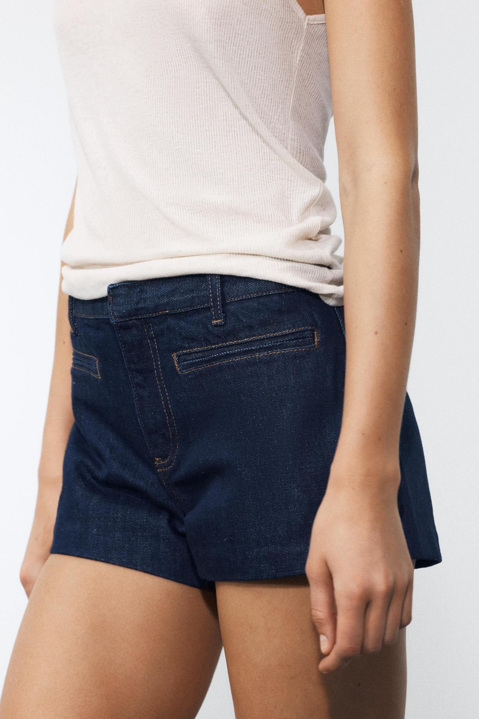 ZW COLLECTION MINI SHORTS Product Image