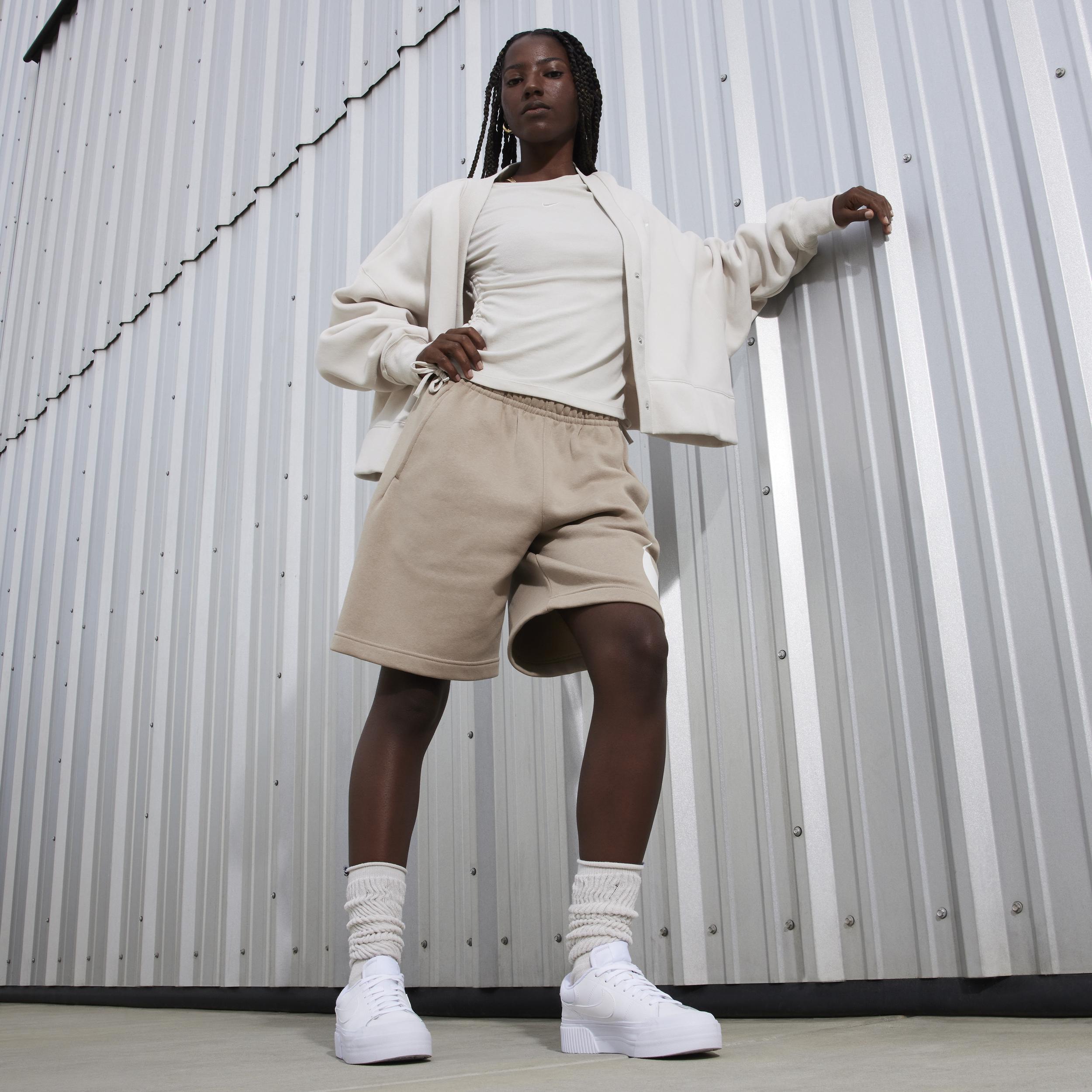 Nike Womens Court Legacy Lift Shoes | DM7590-101 Product Image