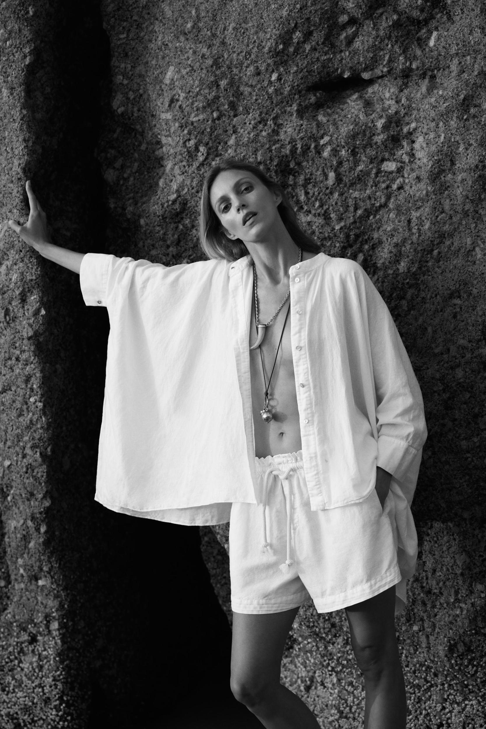 LINEN BLEND SHORTS ZW COLLECTION Product Image