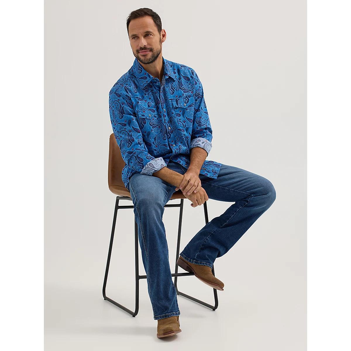 Men's Wrangler® Retro® Premium Long Sleeve Western Snap Printed Shirt in Floral T Product Image