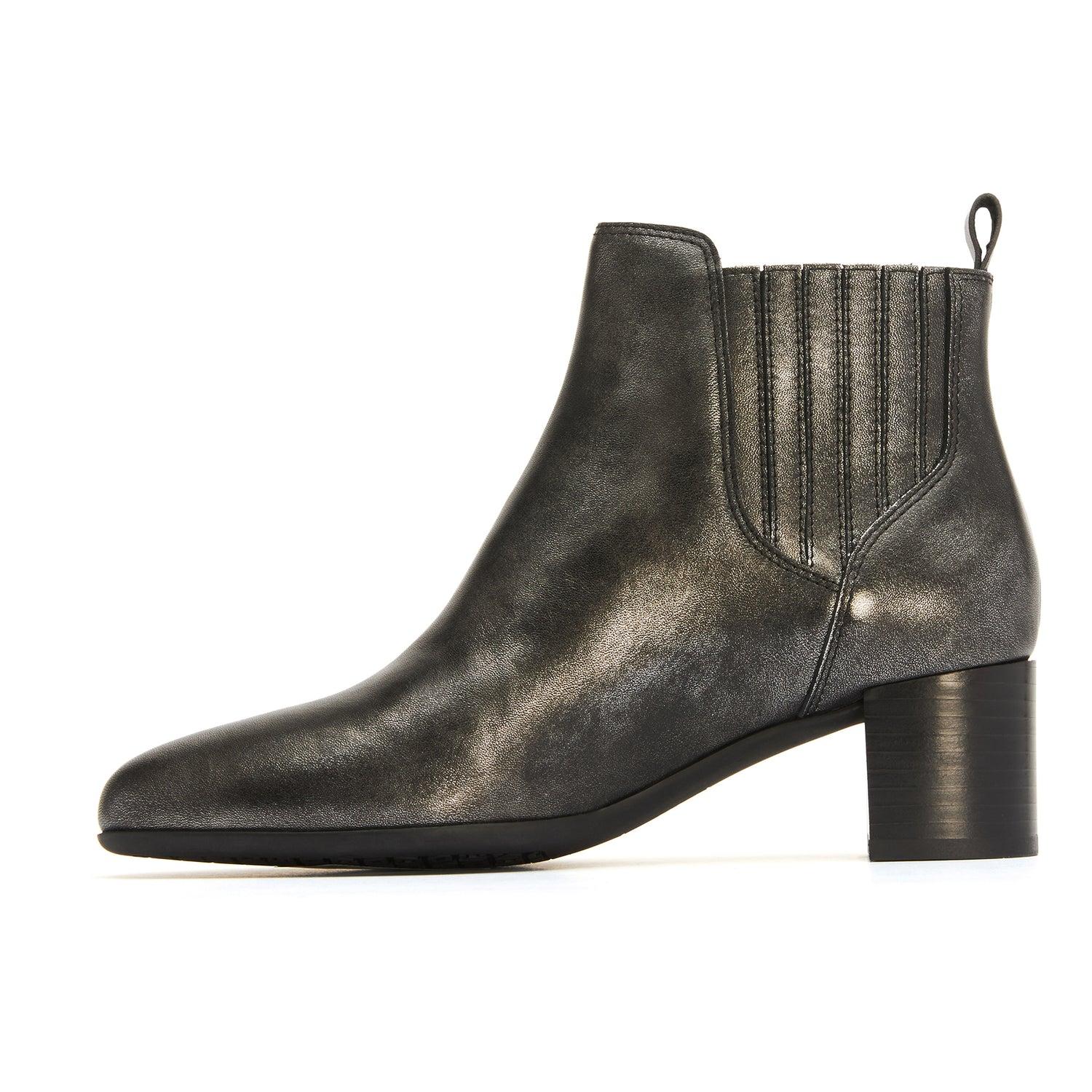 Plaza Chelsea Metatarsal Female Product Image