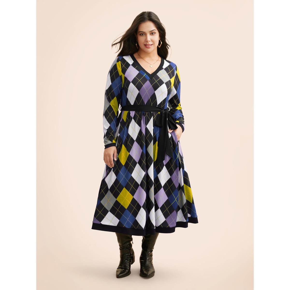 Plus Size V Neck Colorblock Contrast Belted Dress DarkBlue Women Casual Belted V-neck Long Sleeve Curvy BloomChic 12/L Product Image