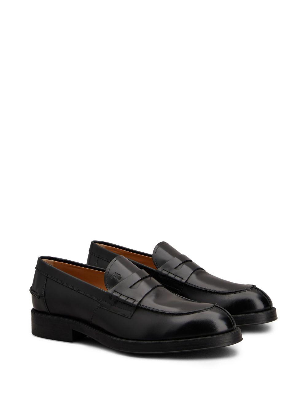 debossed-logo loafers  Product Image