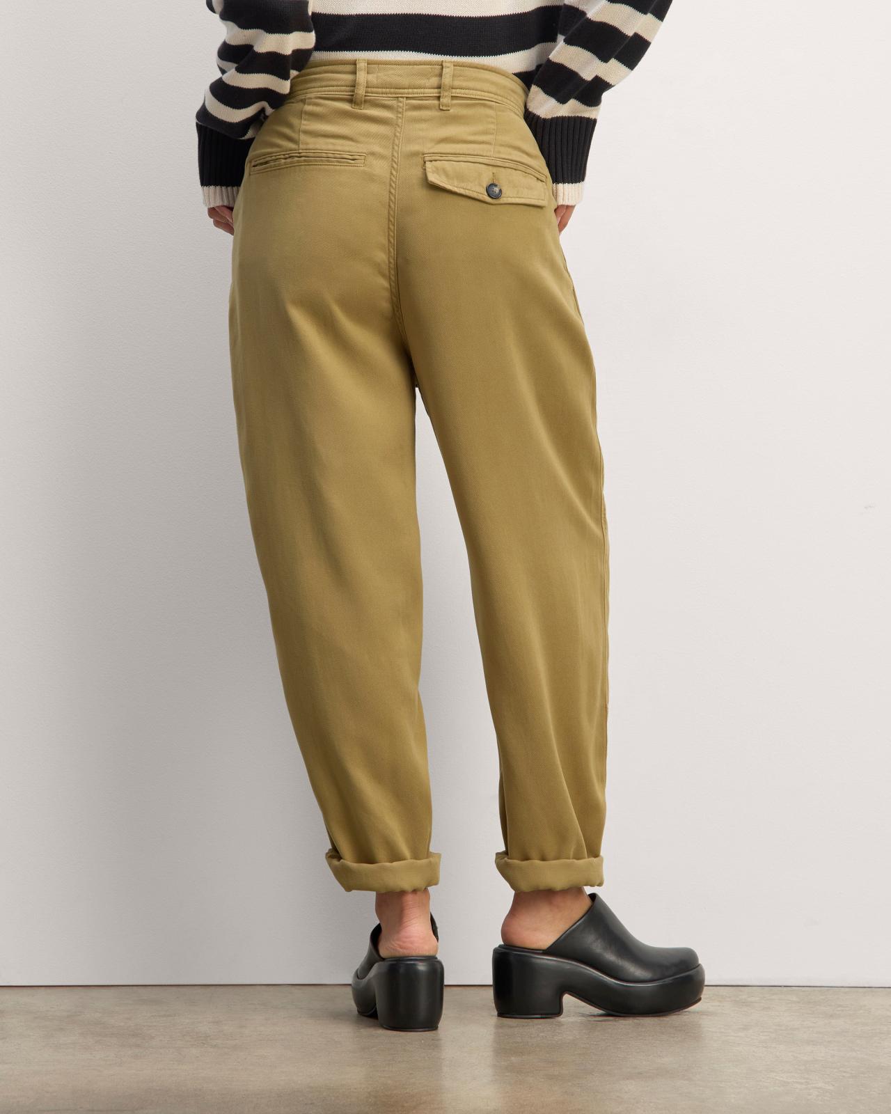 Womens Chino in Buttersoft by Everlane Size 0 Product Image