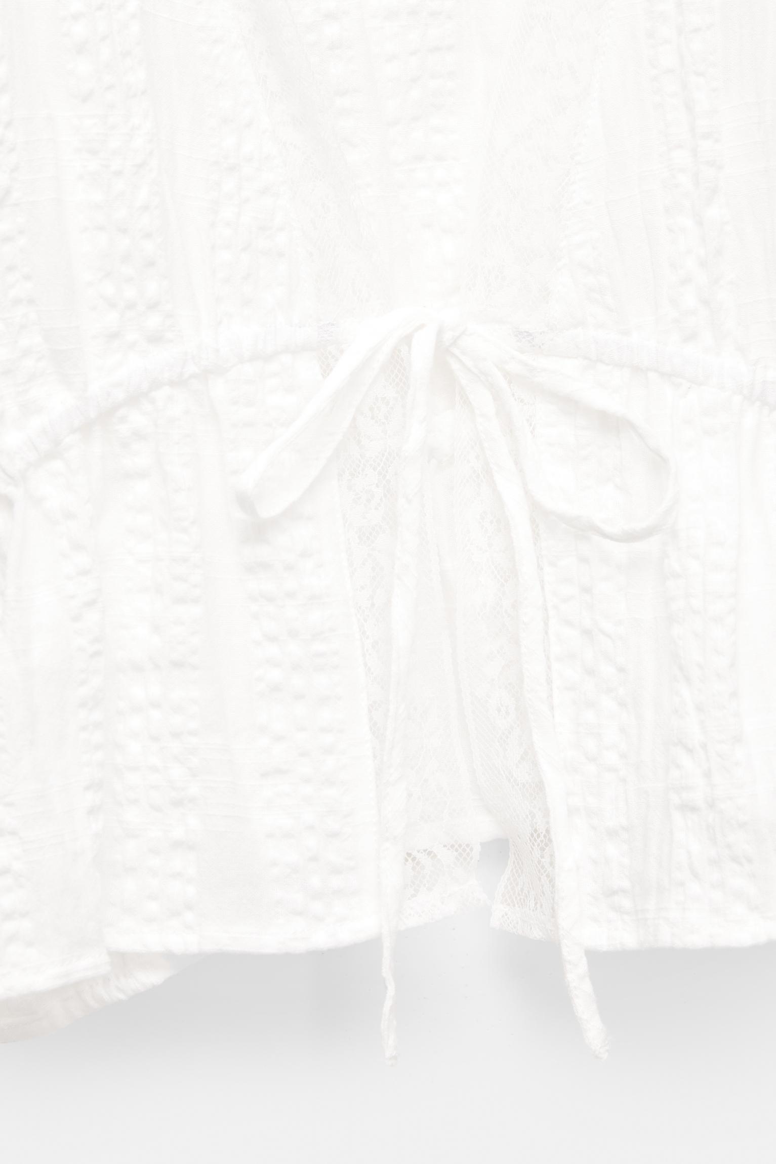 Lace blouse with bow Product Image