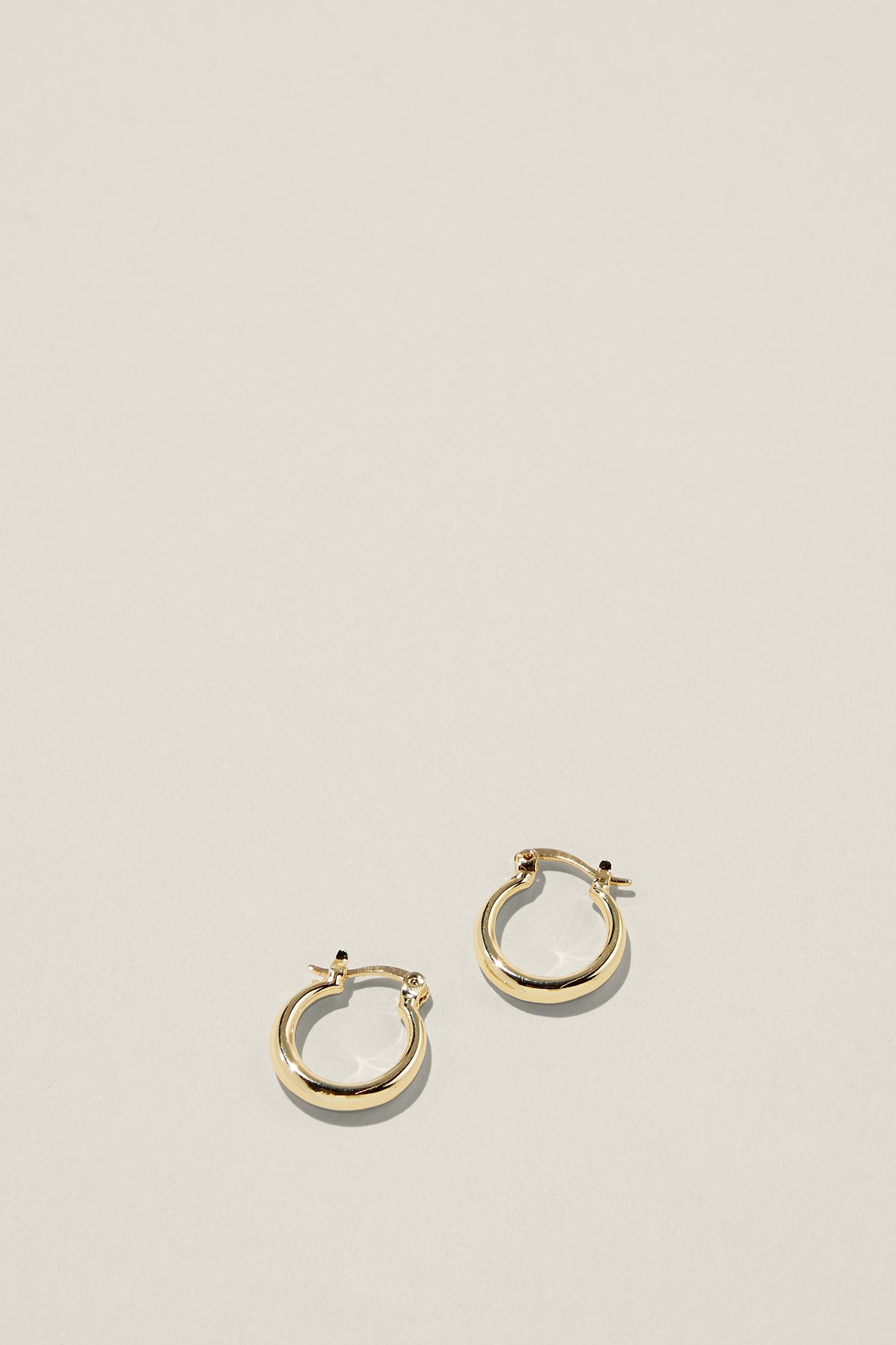 Small Hoop Earring Product Image
