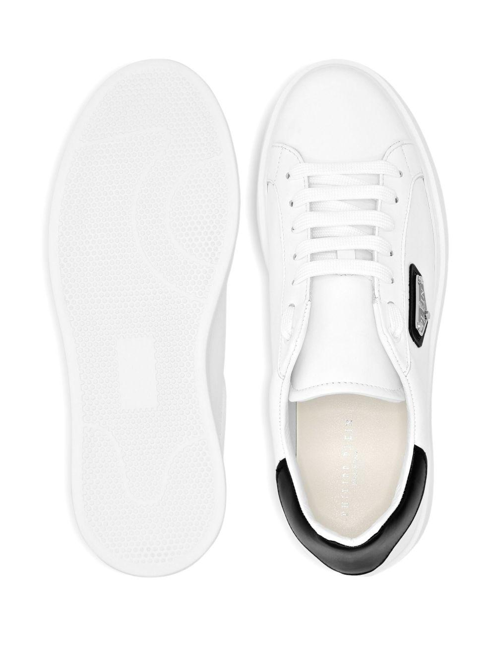 logo-plaque leather trainers Product Image