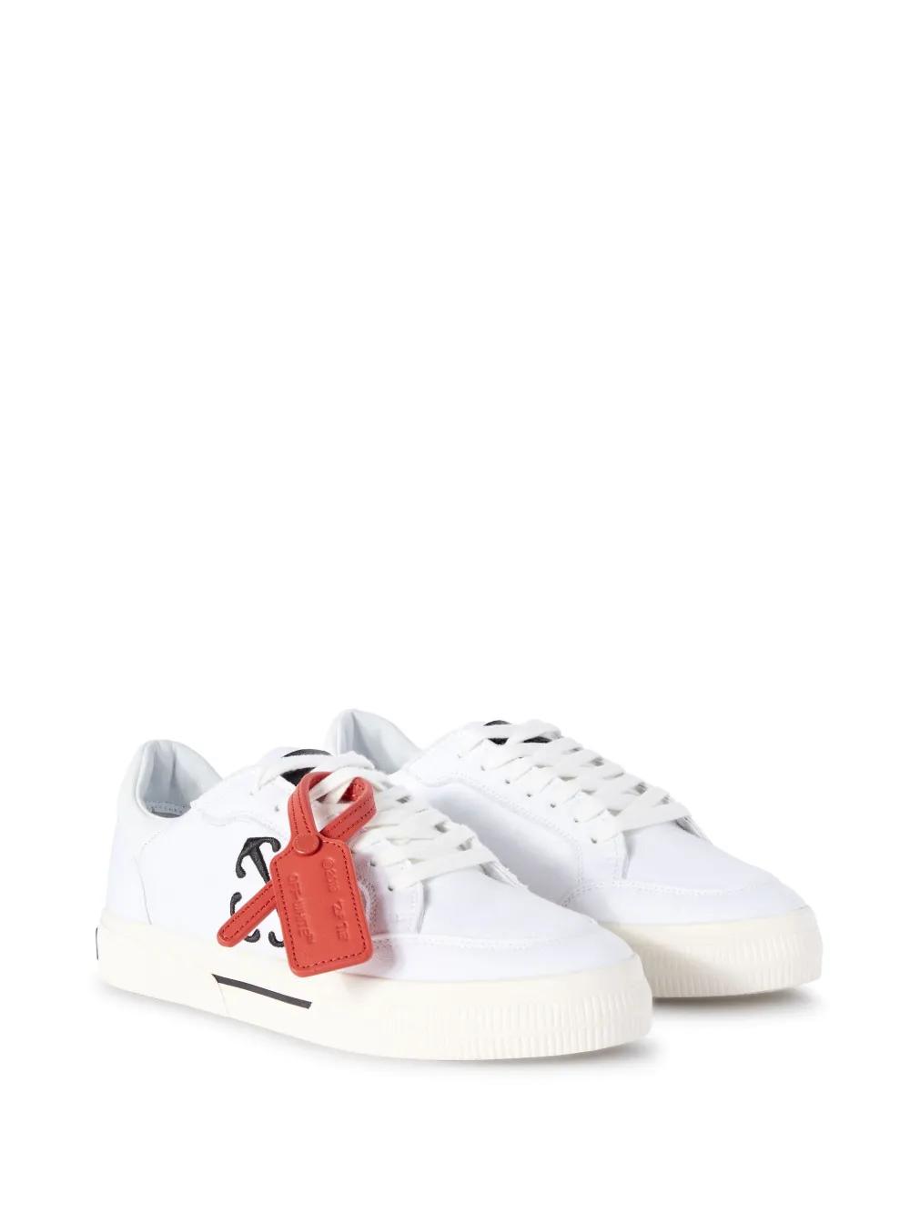 New Low Vulcanized canvas sneakers Product Image