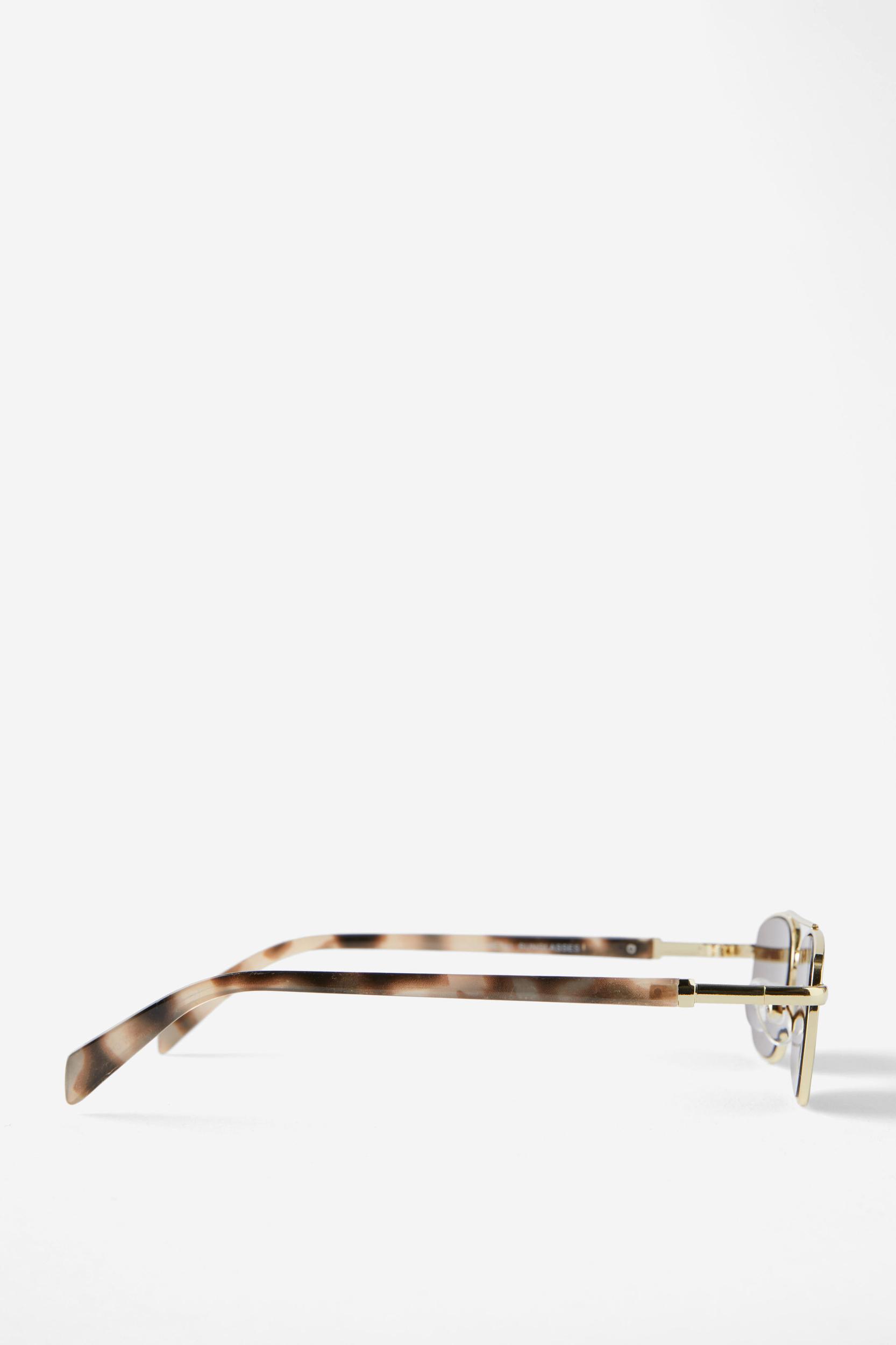 Flora Metal Sunglasses Product Image