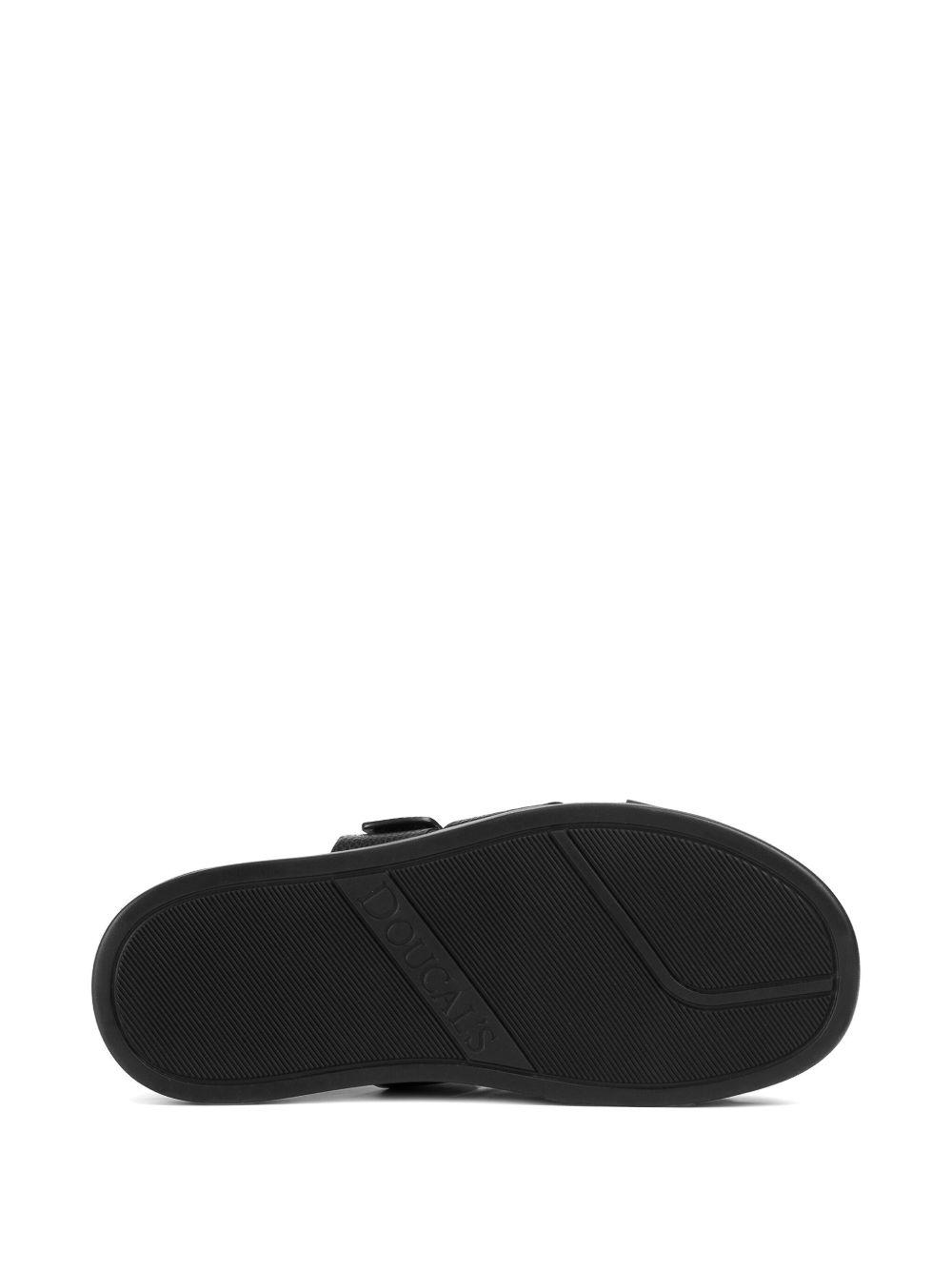 leather sandals Product Image