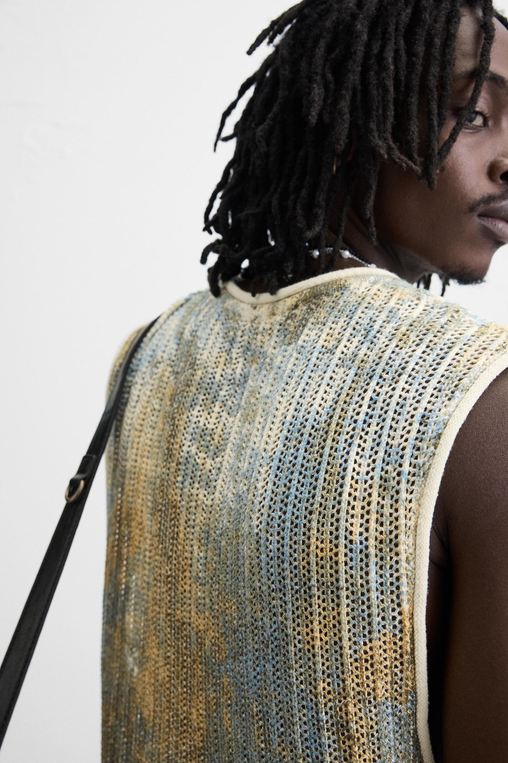 ABSTRACT PRINT KNIT TANK TOP Product Image