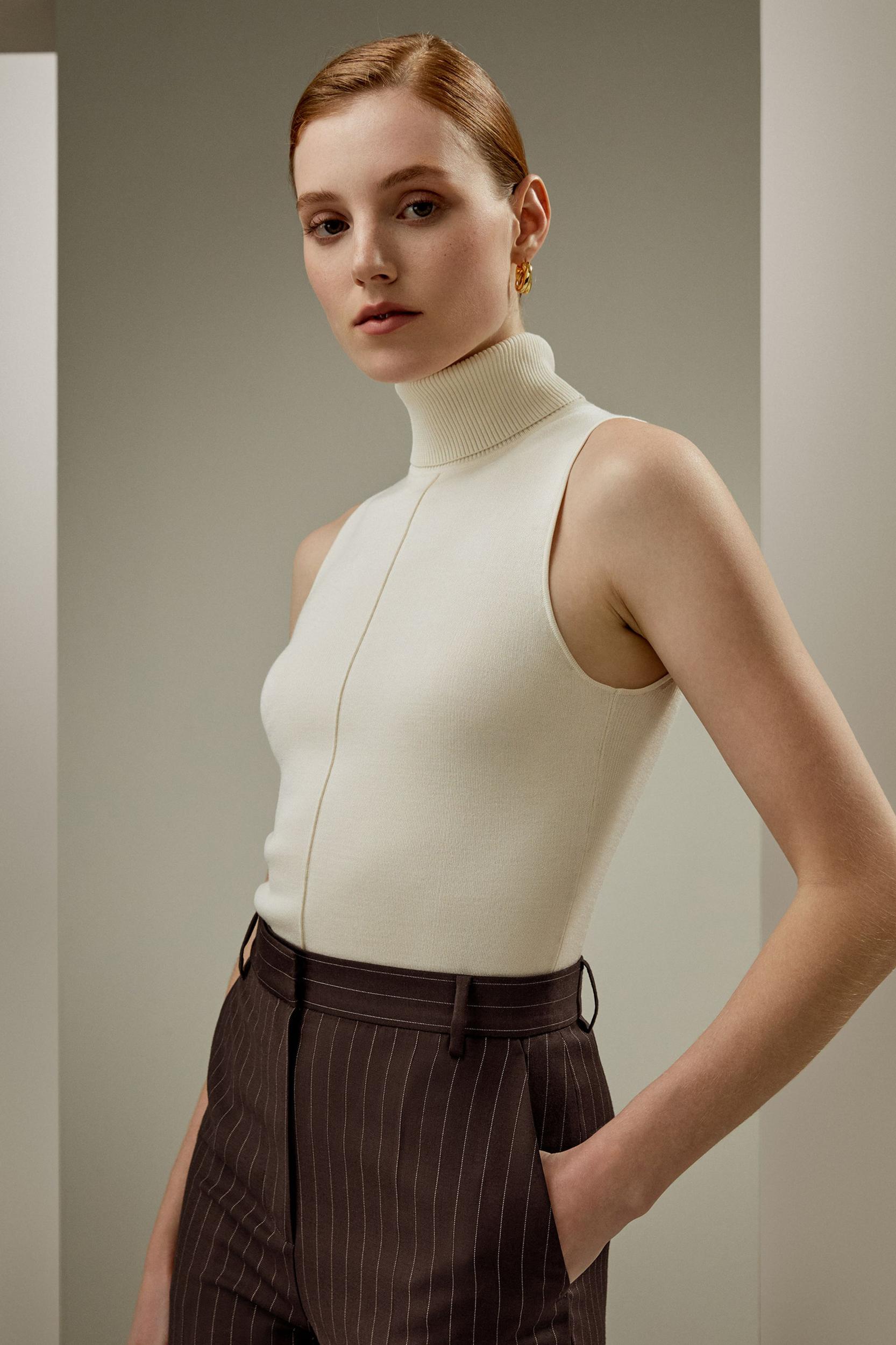 Silk Knitted Turtleneck Sleeveless Top Product Image