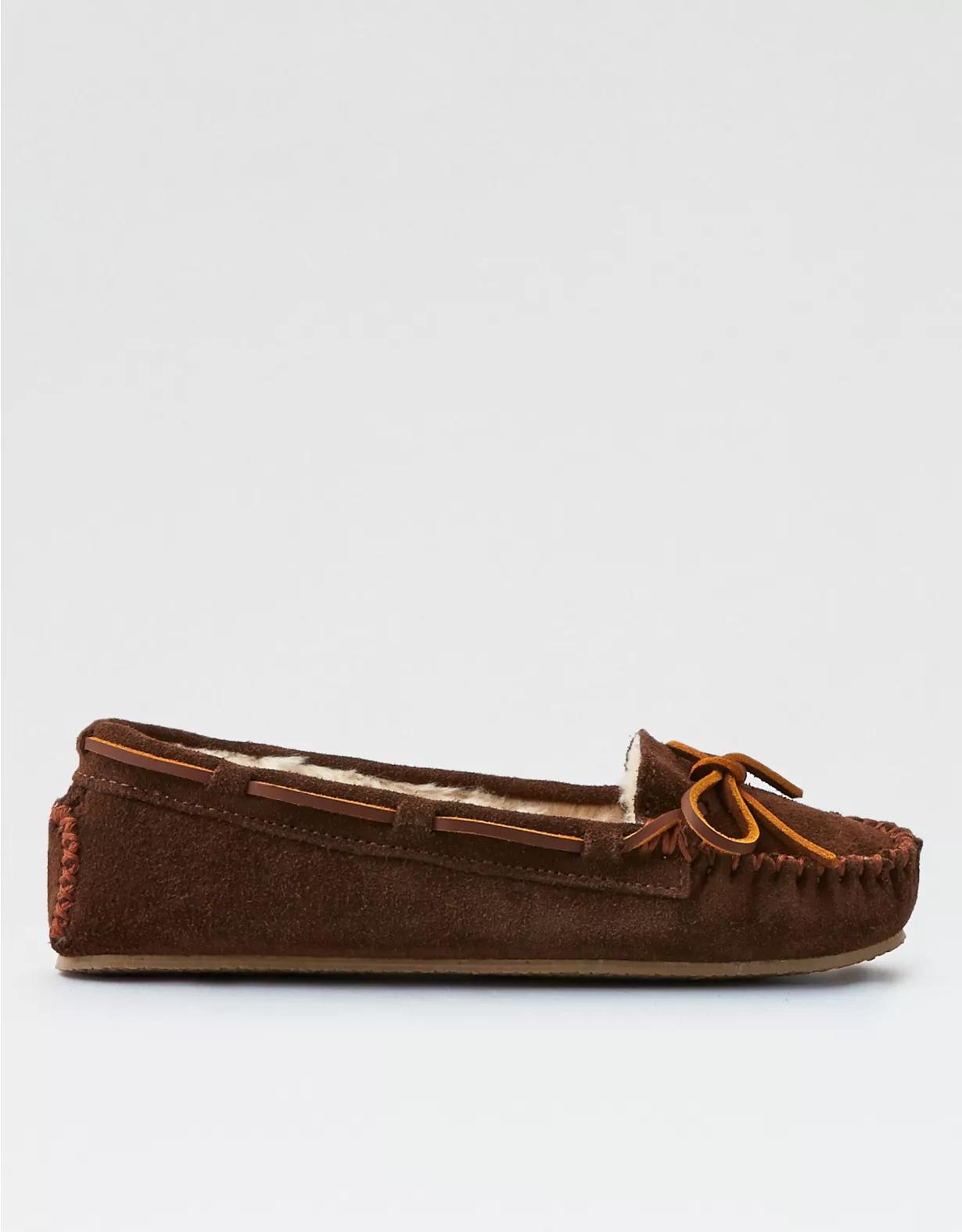Minnetonka Women's Cally Moccasin Product Image