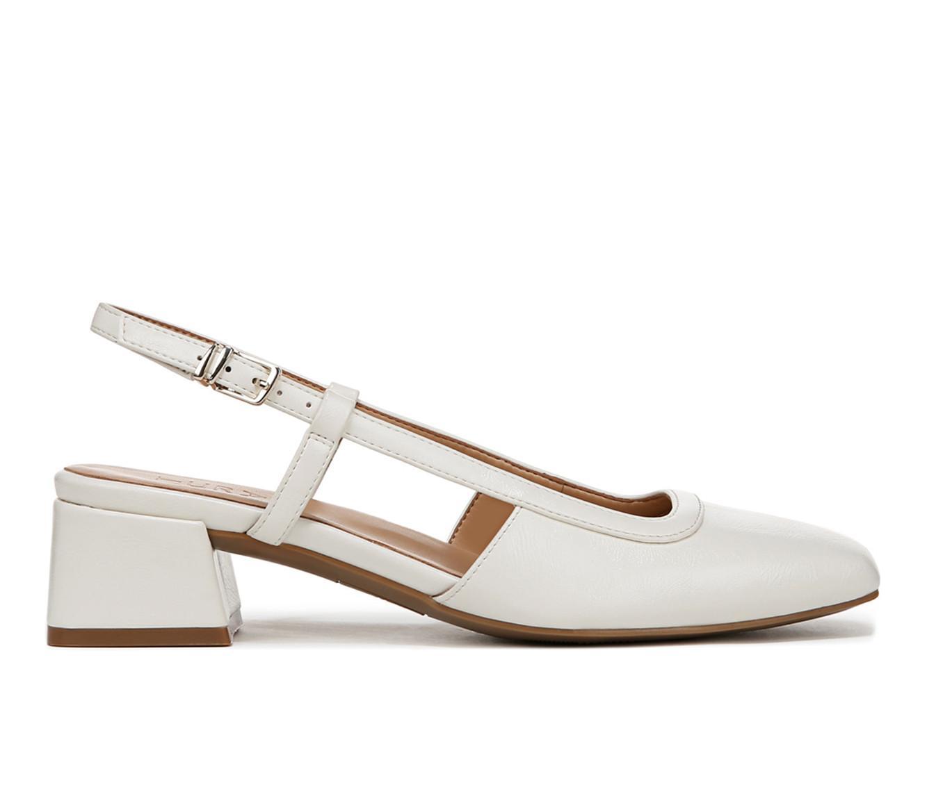 Women's Naturlizer Helena Pumps Product Image