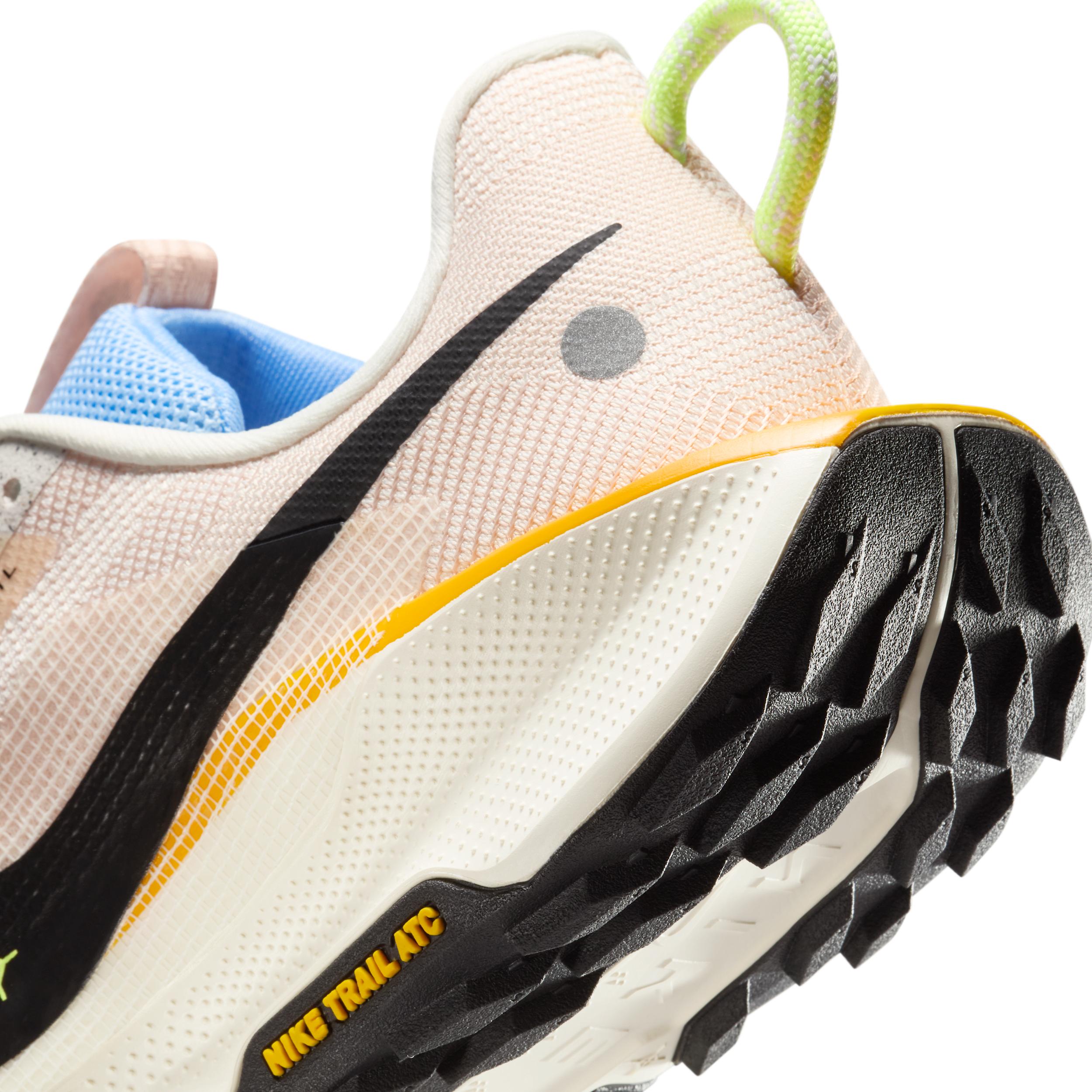Nike Women's Pegasus Trail 5 Trail Running Shoes Product Image