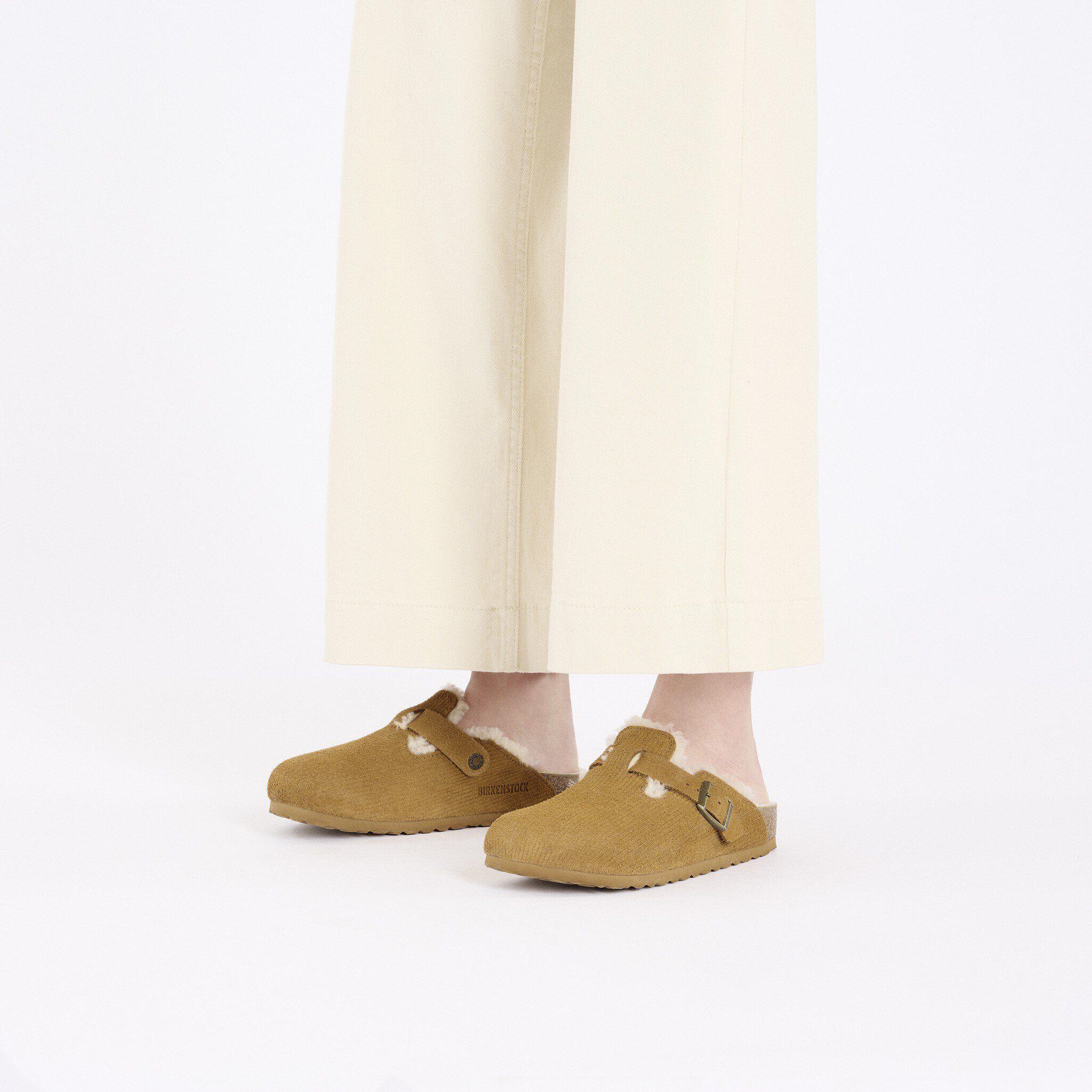 Boston VL Corduroy Teddy Shearling Suede Leather/Fur Product Image