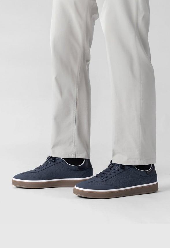 Men's Comfort Sneakers Product Image