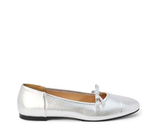 Coconuts Womens Missy Flat Product Image