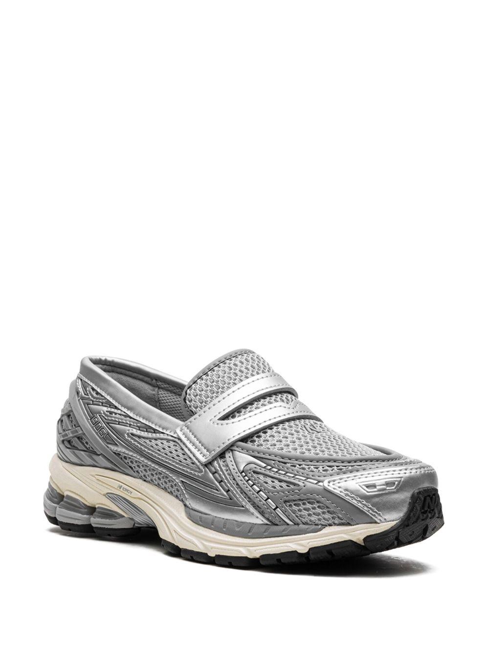 1906L "Silver" sneakers Product Image