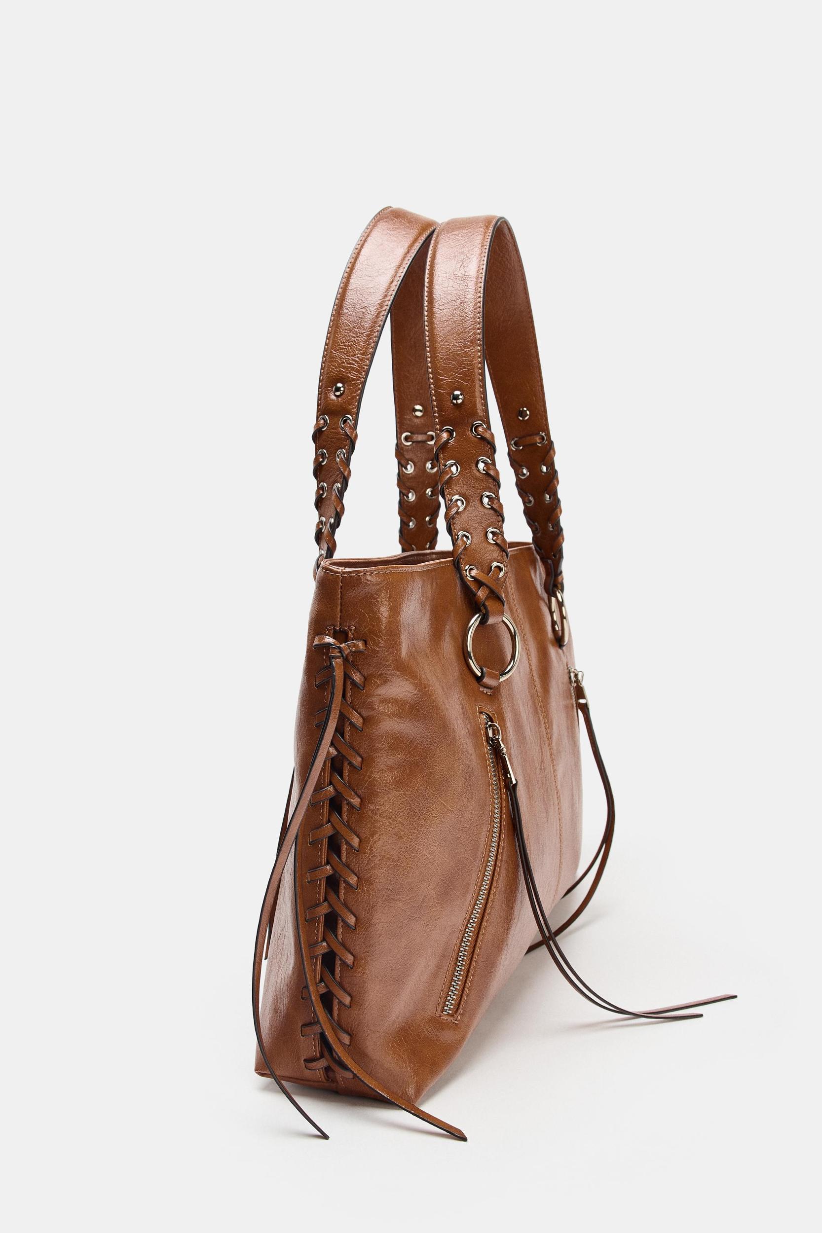 GIRAFFE CHARM Product Image