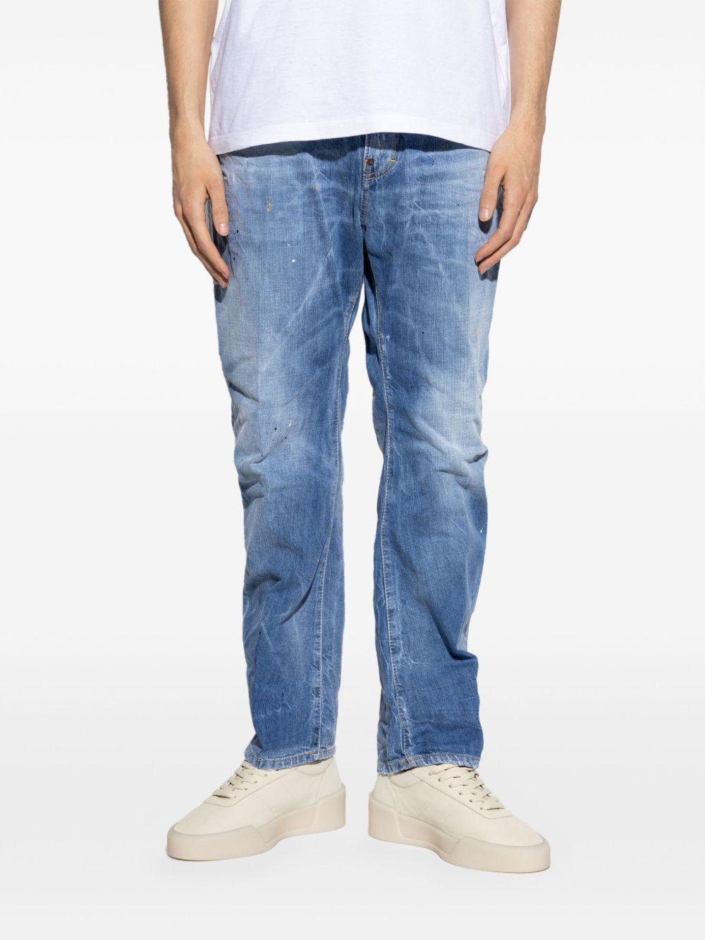 straight-leg jeans Product Image