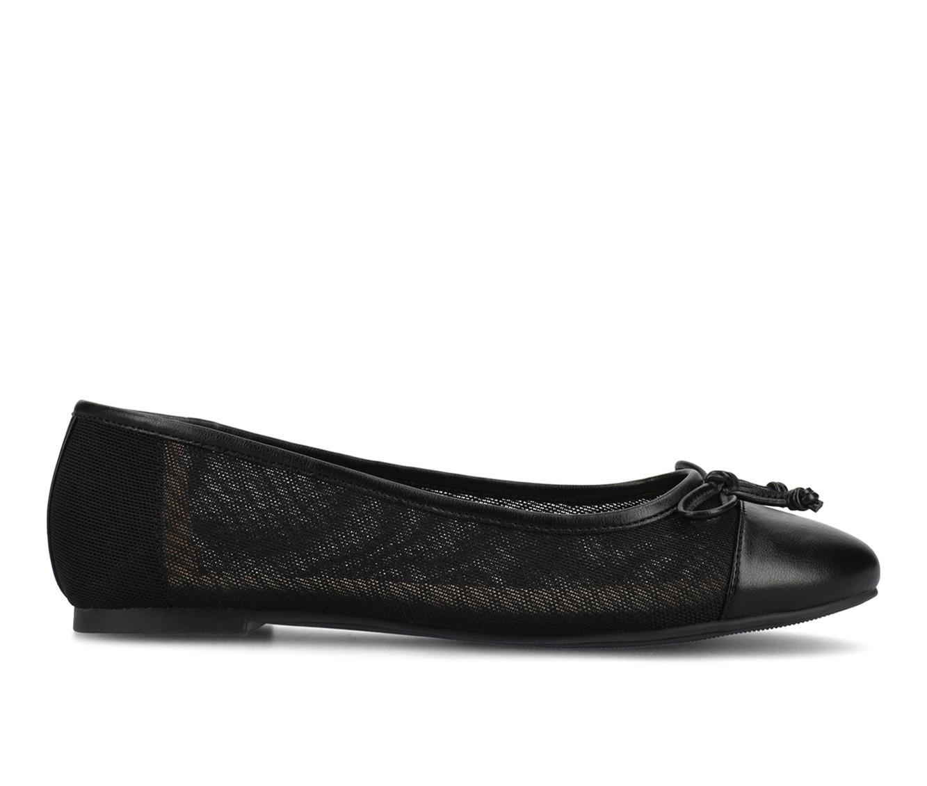 Women's Journee Collection Kaiah Flats Product Image