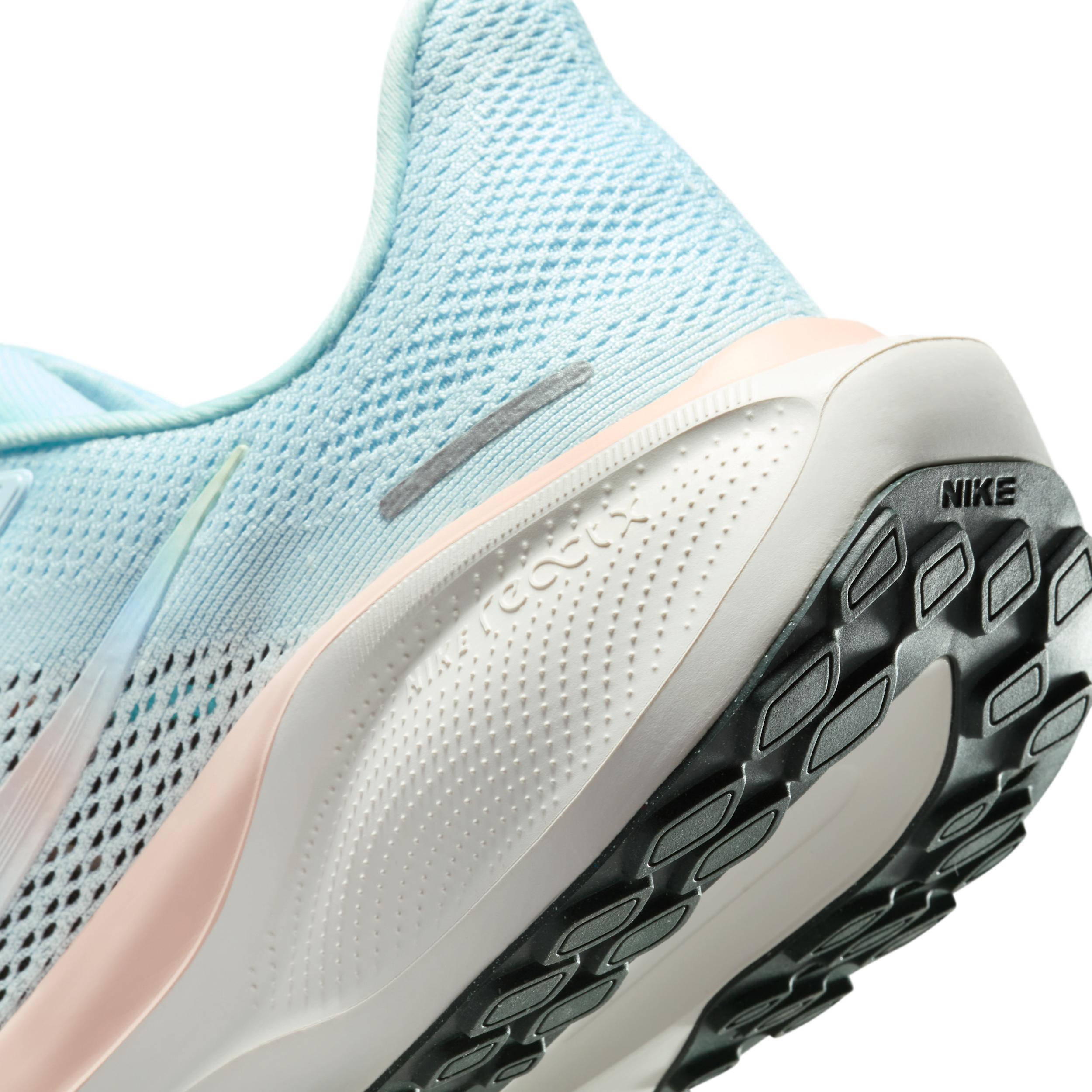 Nike Women's Pegasus 41 PRM Road Running Shoes Product Image