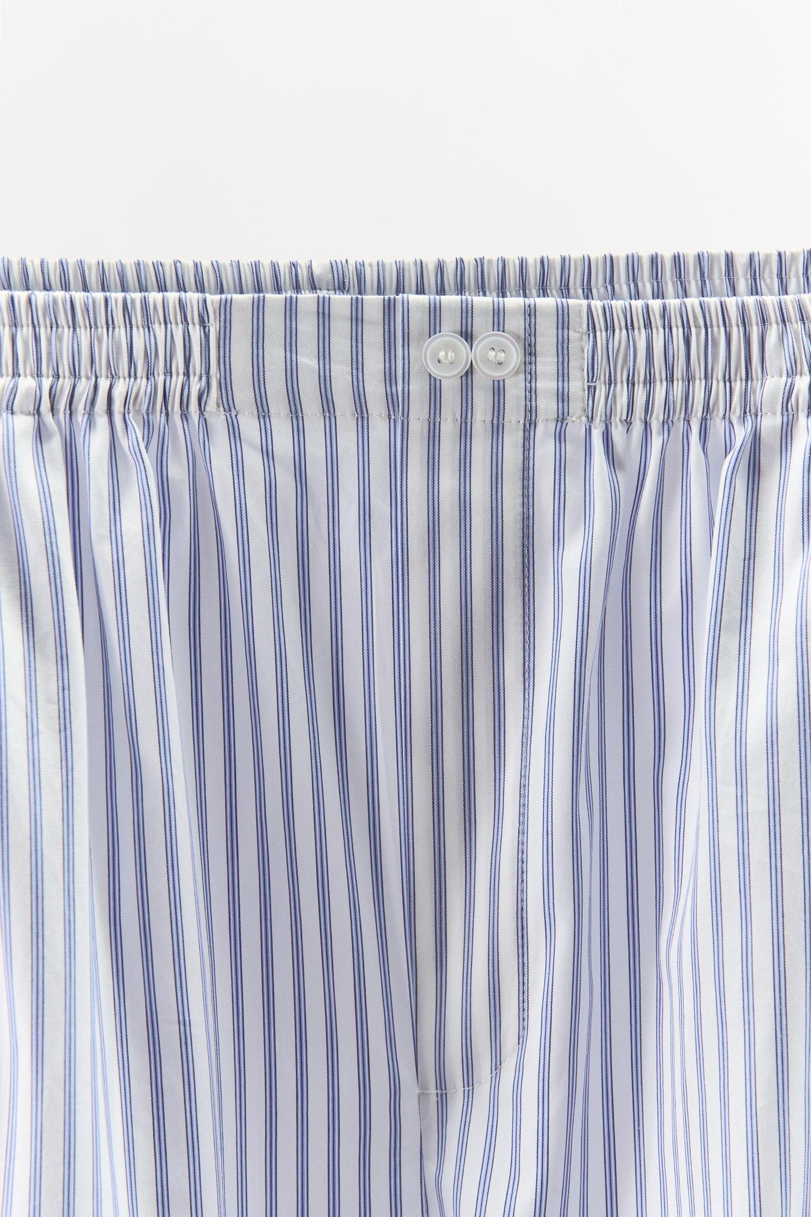 STRAPPY TOP WITH SEAMS Product Image