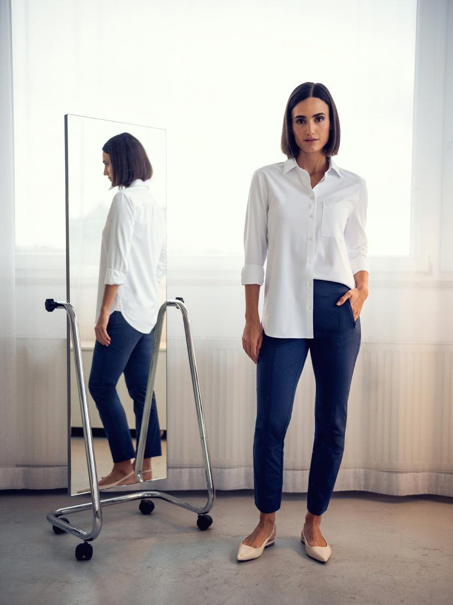 Women's AeroZero Relaxed Shirt - White Female Product Image