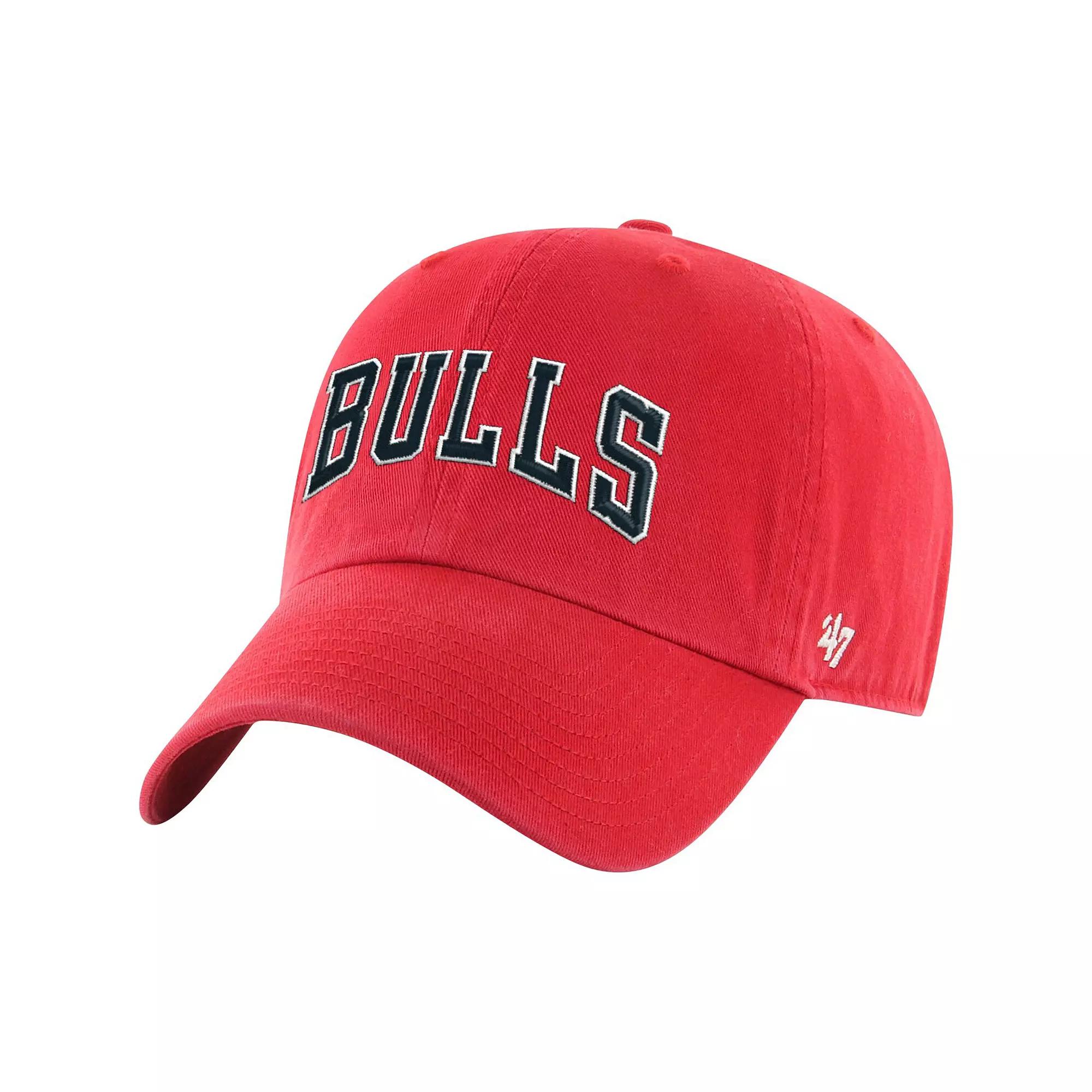 Men's '47 Red Chicago Bulls Core Wordmark Clean Up Adjustable Hat Product Image
