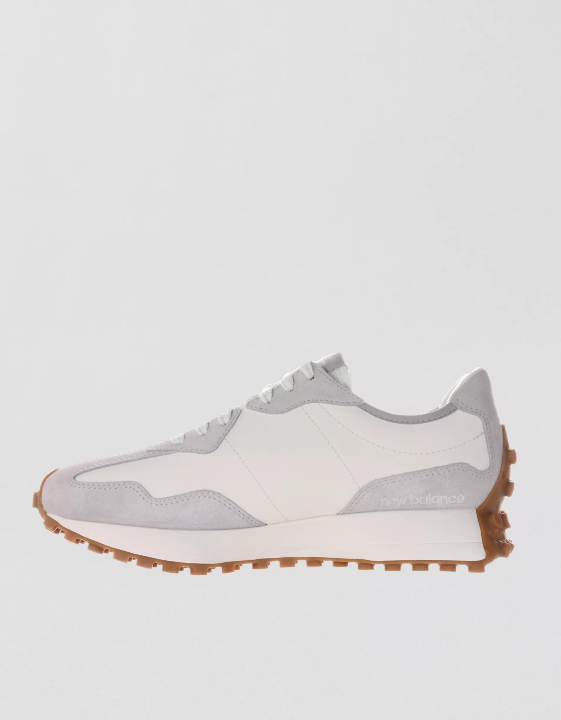 New Balance 327 Sneaker Product Image