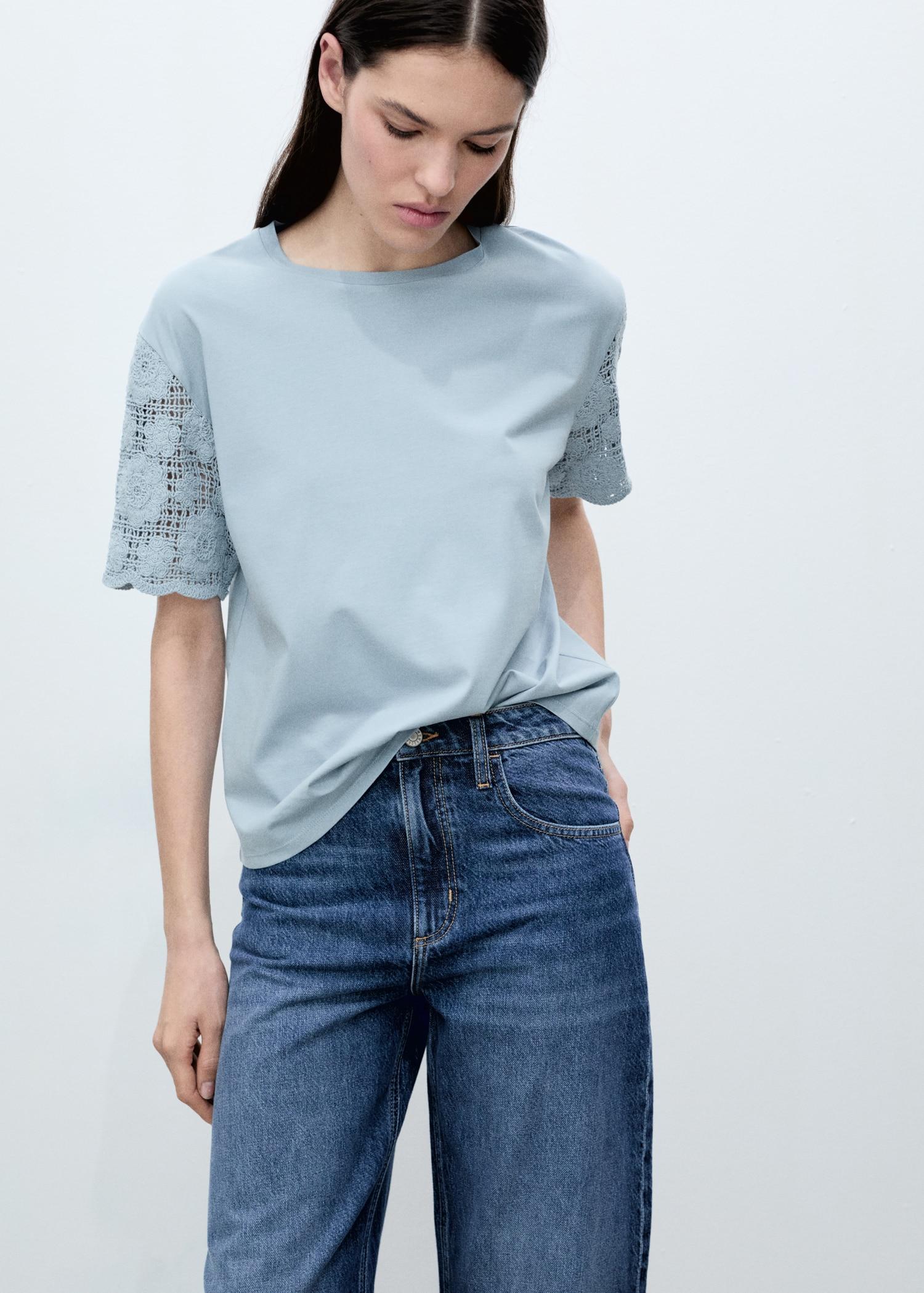 Cotton crochet sleeve t-shirt - Women | MANGO USA Product Image