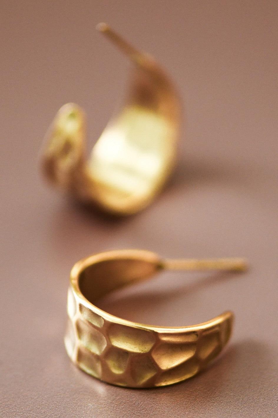 Hammered Hoop Product Image