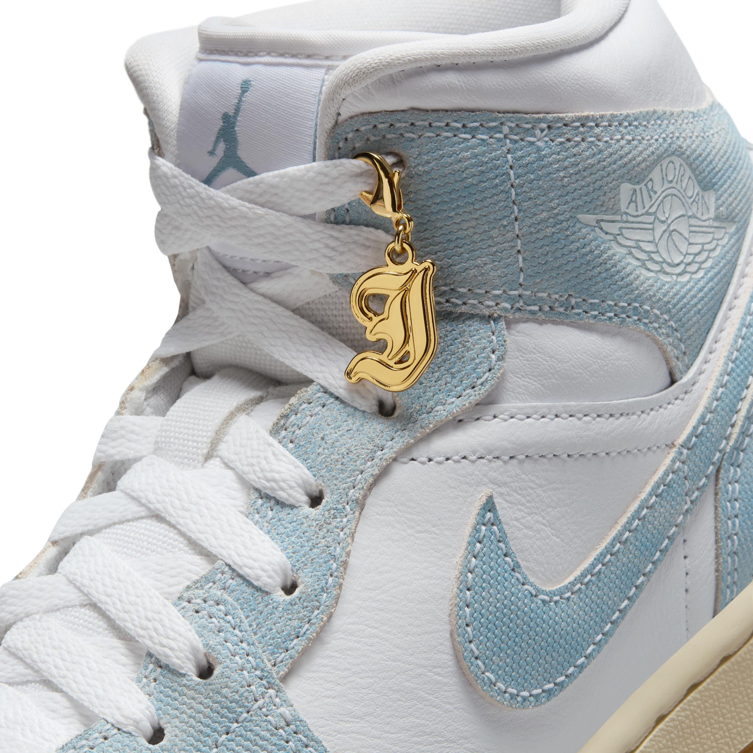 Jordan Womens Jordan Retro 1 Mid SE - Womens Basketball Shoes Worn Blue/Light Gum/White Product Image