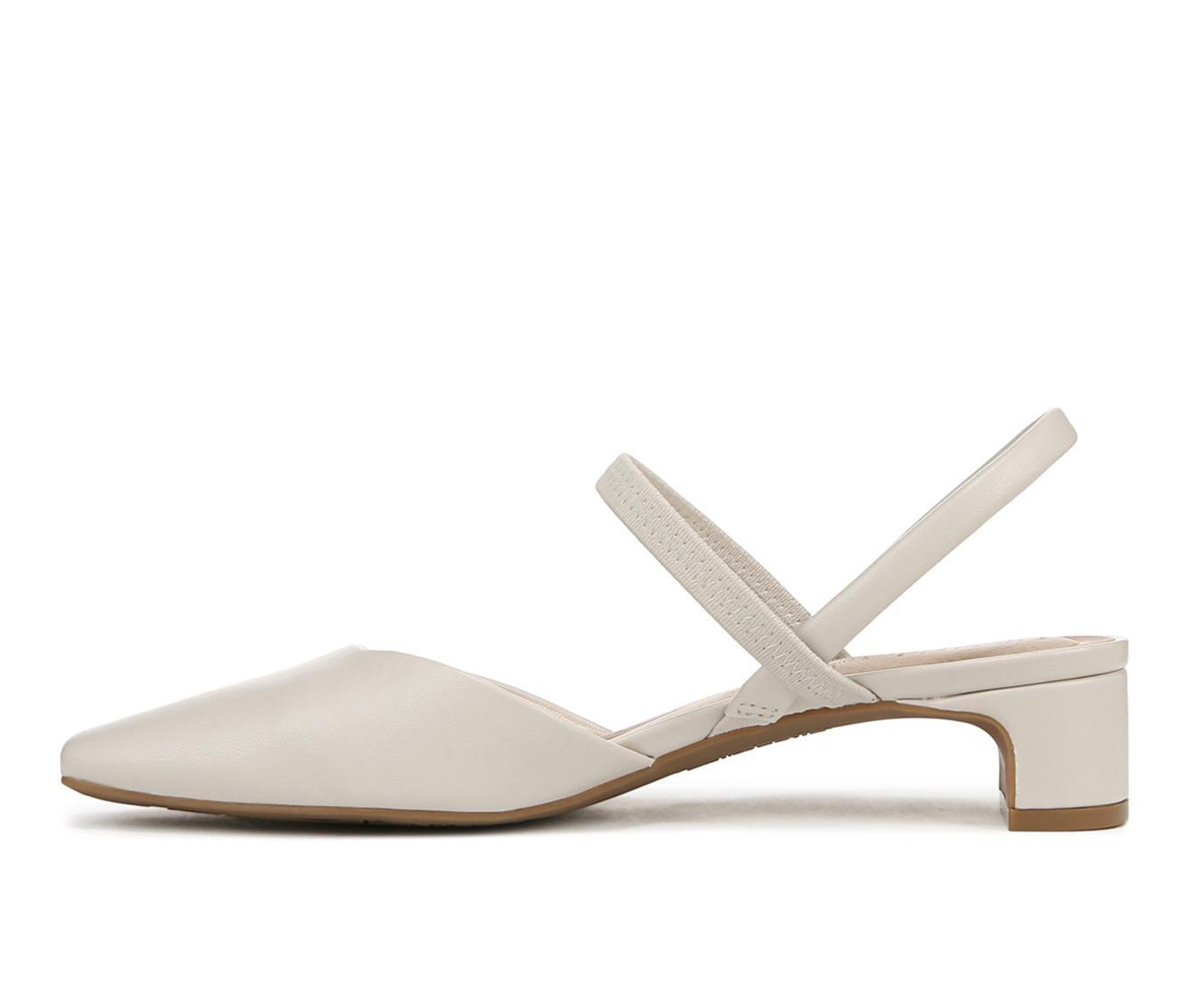 Women's LifeStride Lainey Pumps Product Image