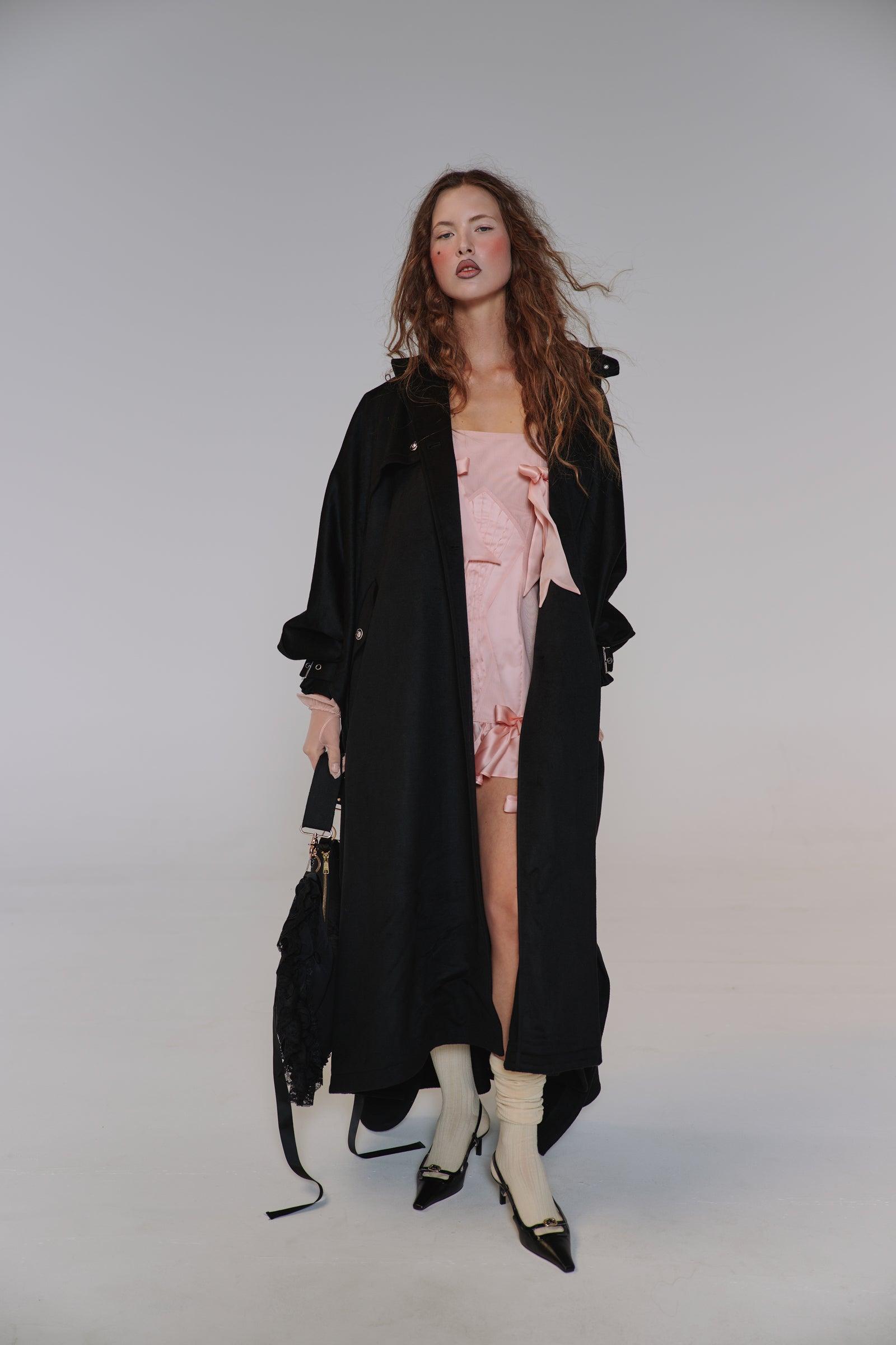 The Lady and the Unicorn Lark Slip Product Image