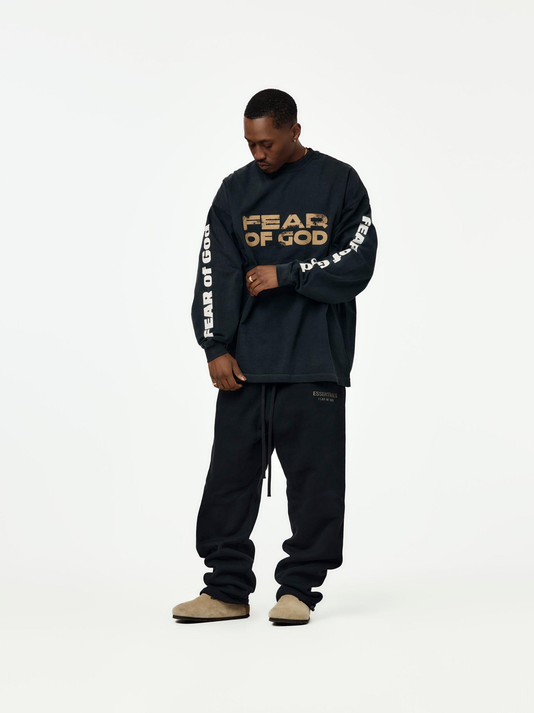 RELAXED  "FEAR OF GOD" LS TEE Product Image